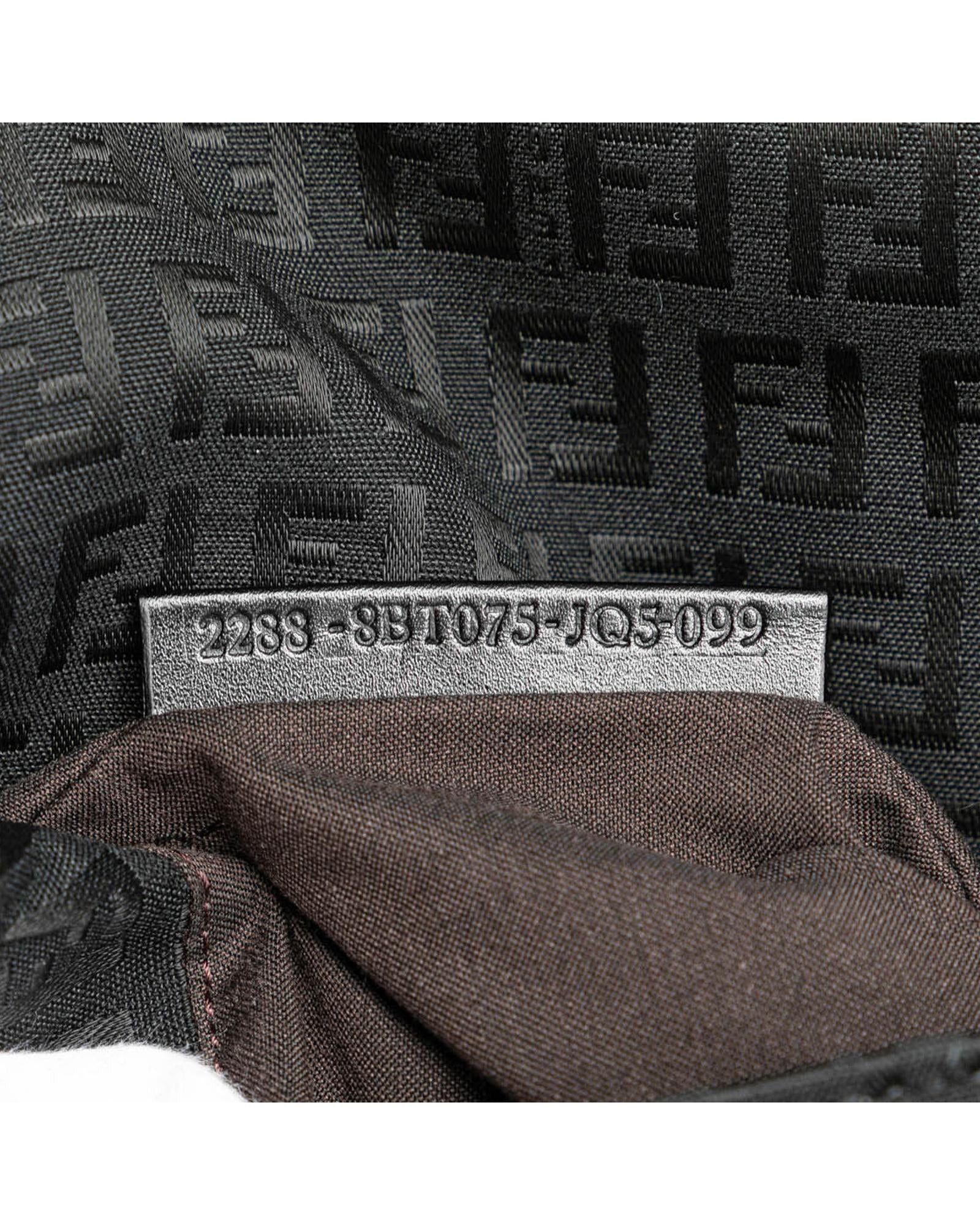 183381683.jpg