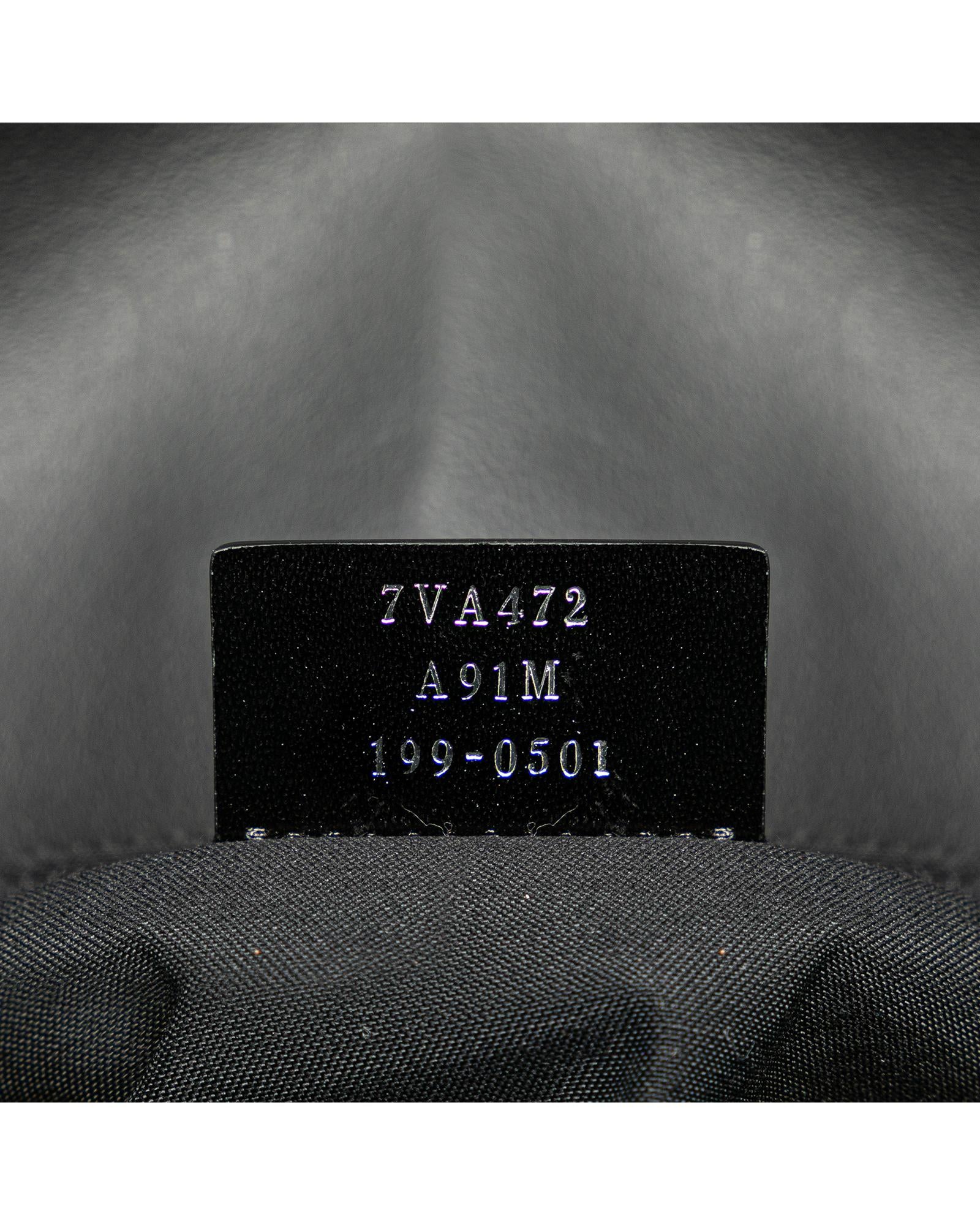 186242244.jpg