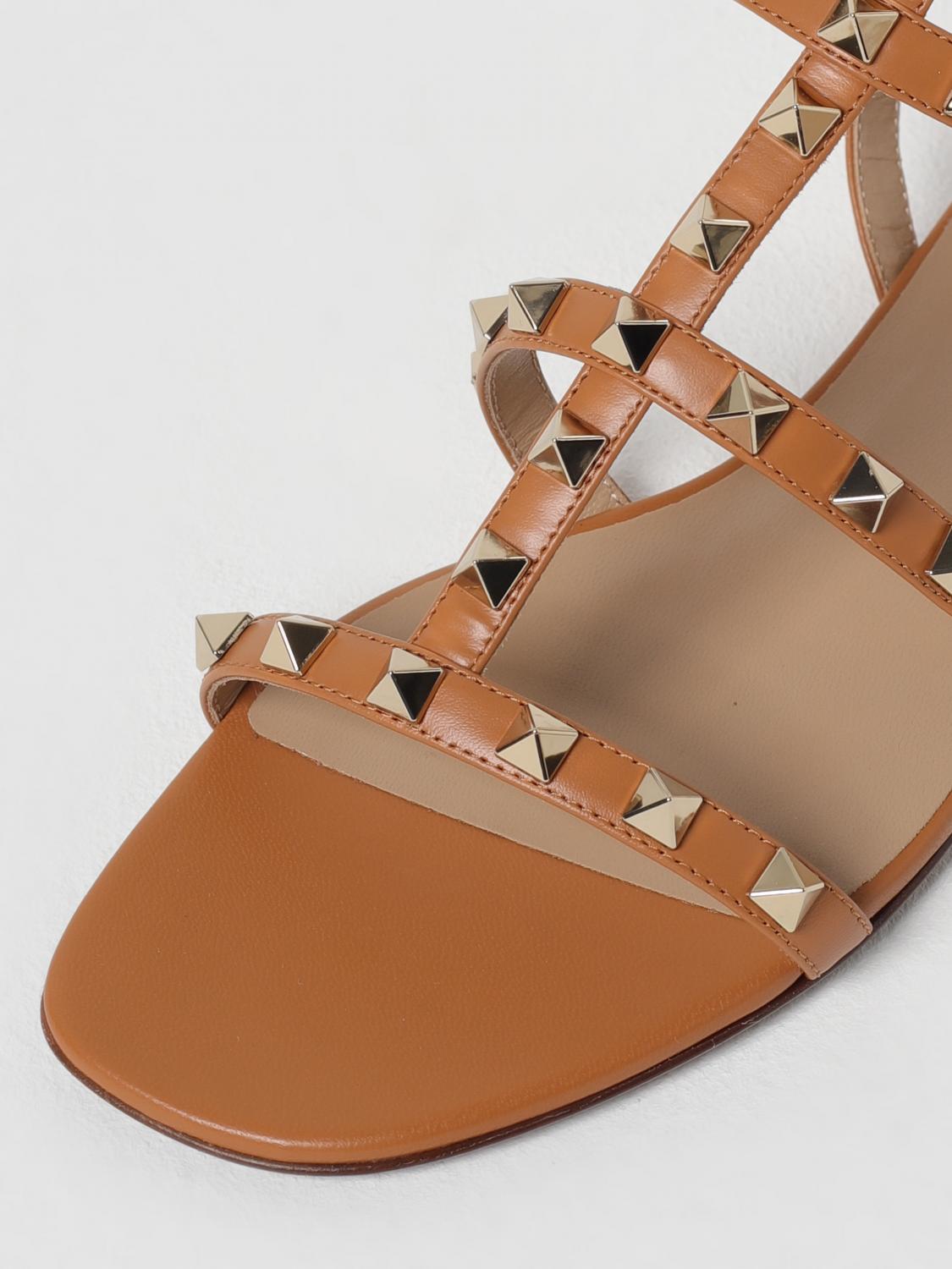 Rockstud Flat Sandals Studded Design