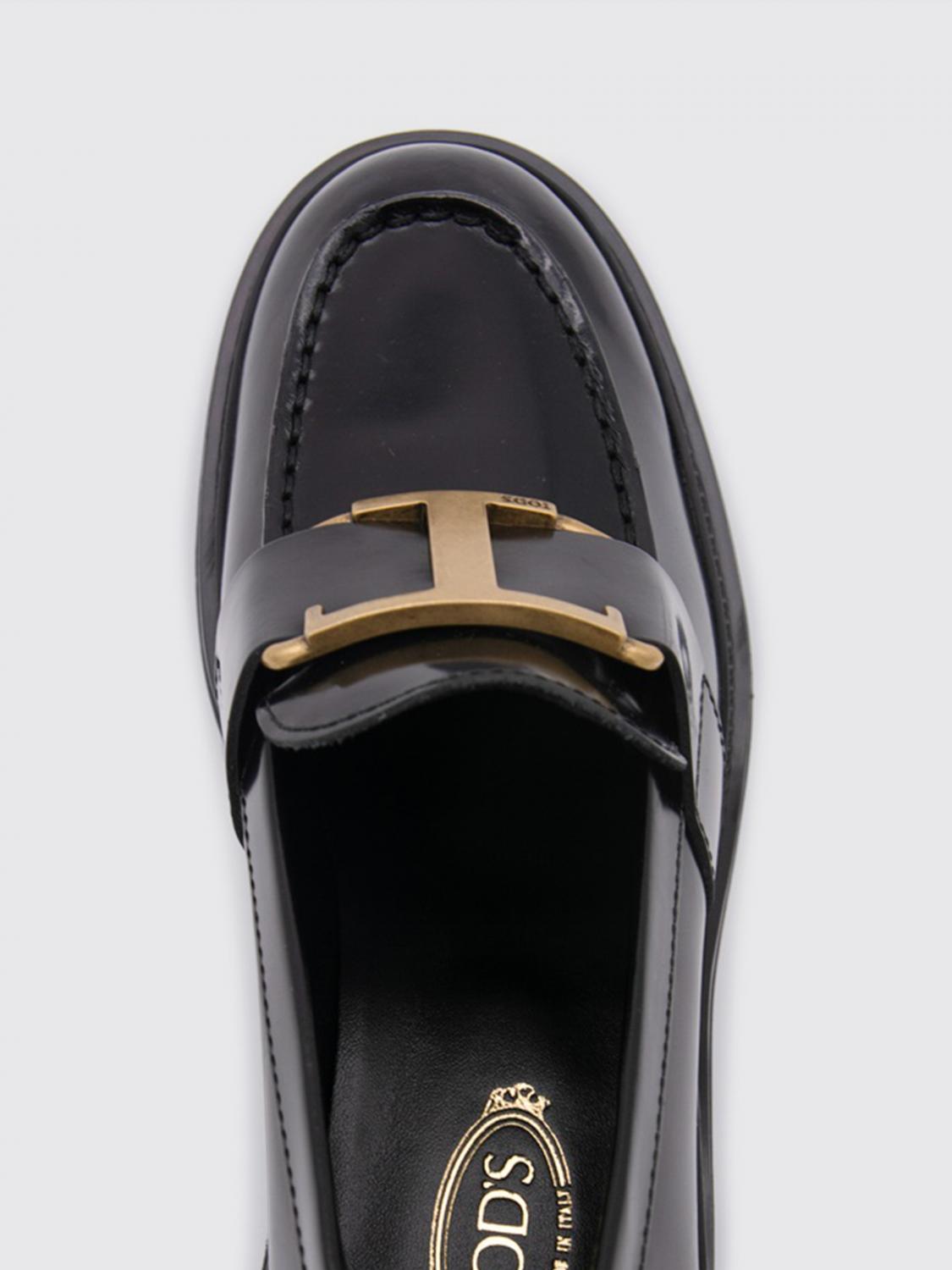 Gommino Platform Loafer Buckle Detail