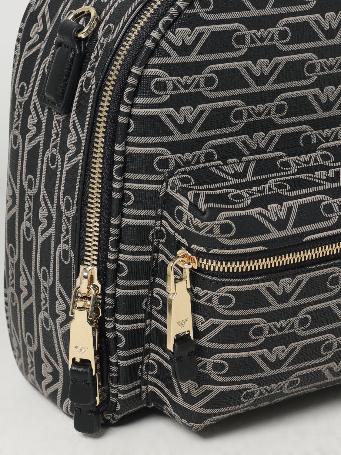 Elegant Leather Backpack with Zip Closure