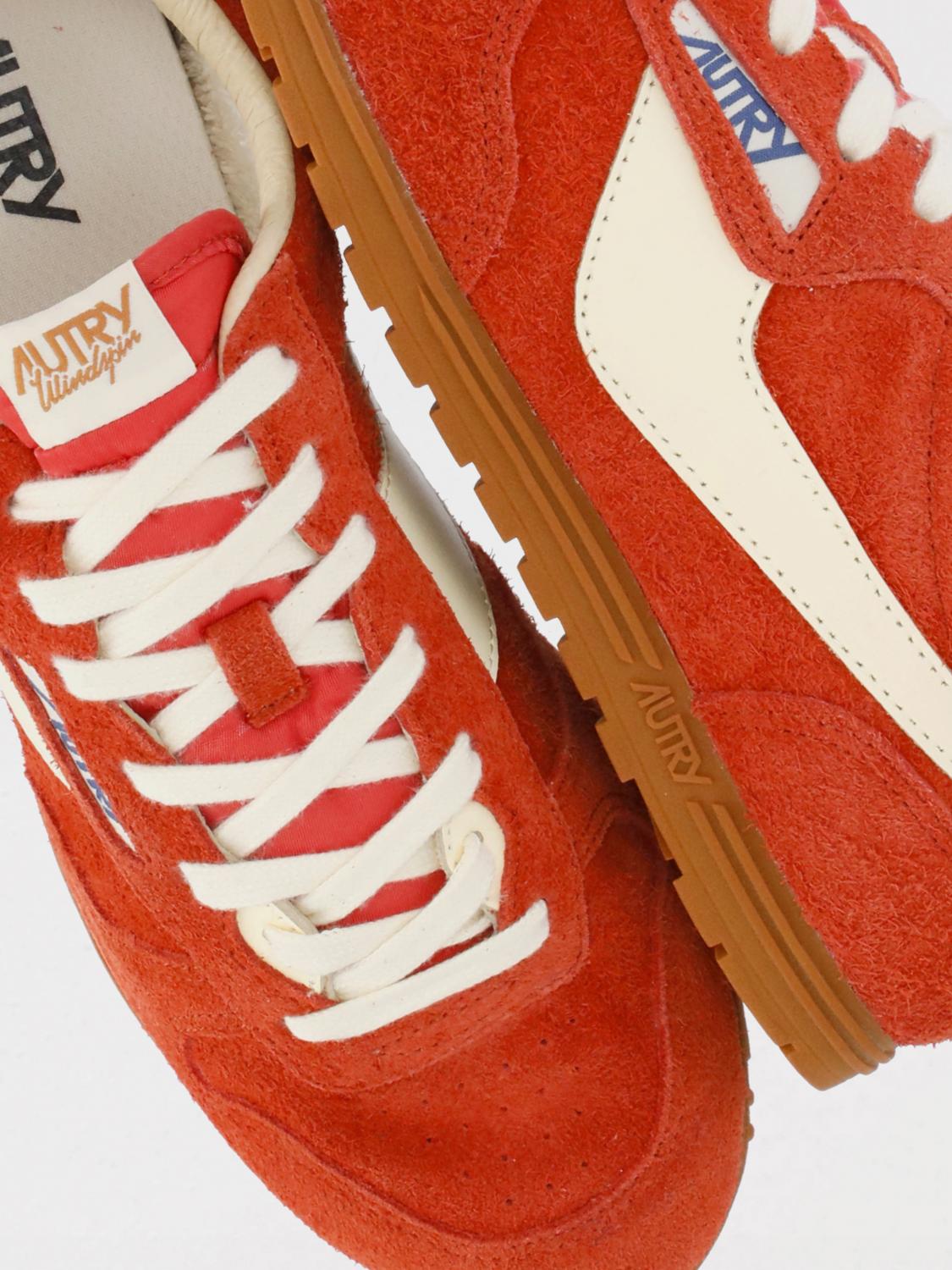 Medalist Low Top Sneaker Suede