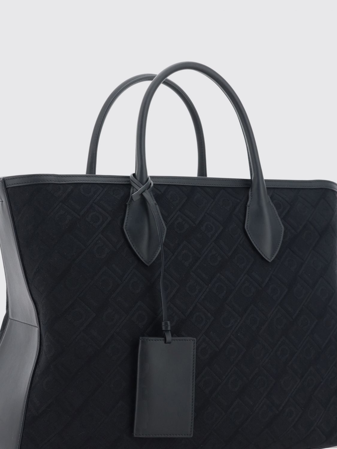 Luxury Leather Tote Bag with Sleek Finish