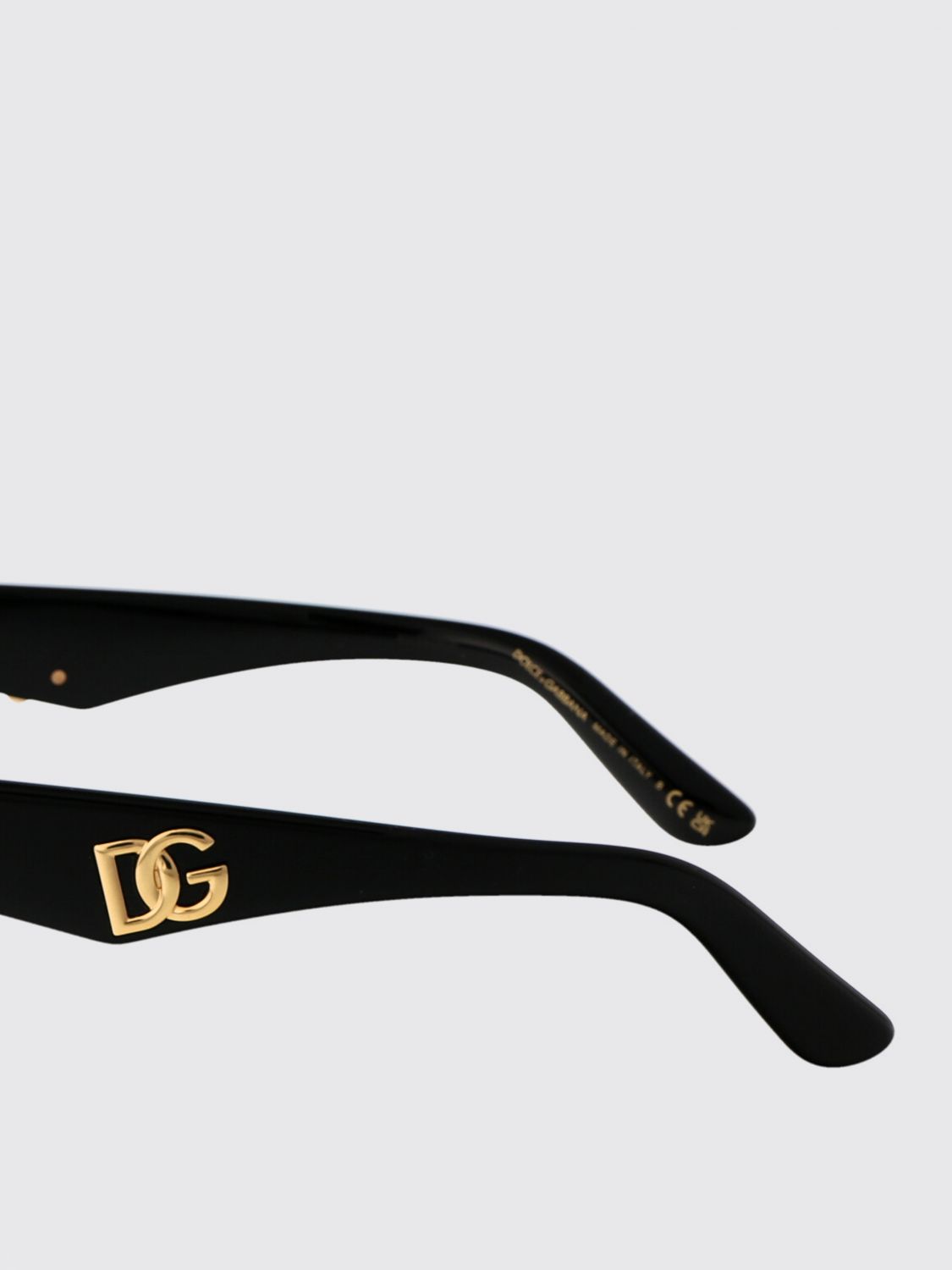 Optical Frames with Sleek Design