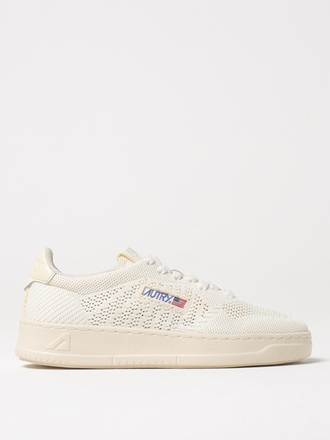 Medalist Knit Casual Sneaker