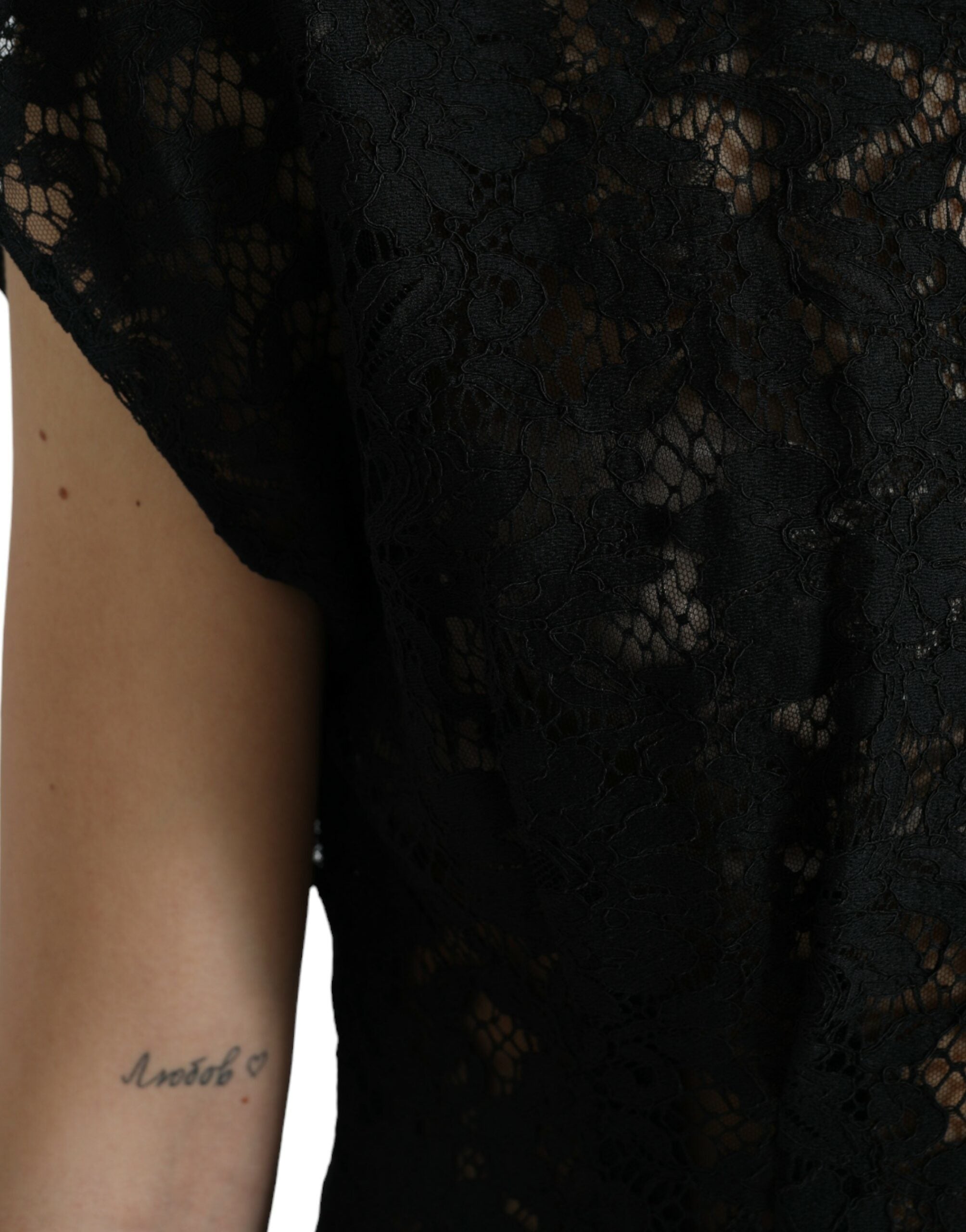 293016999.jpg