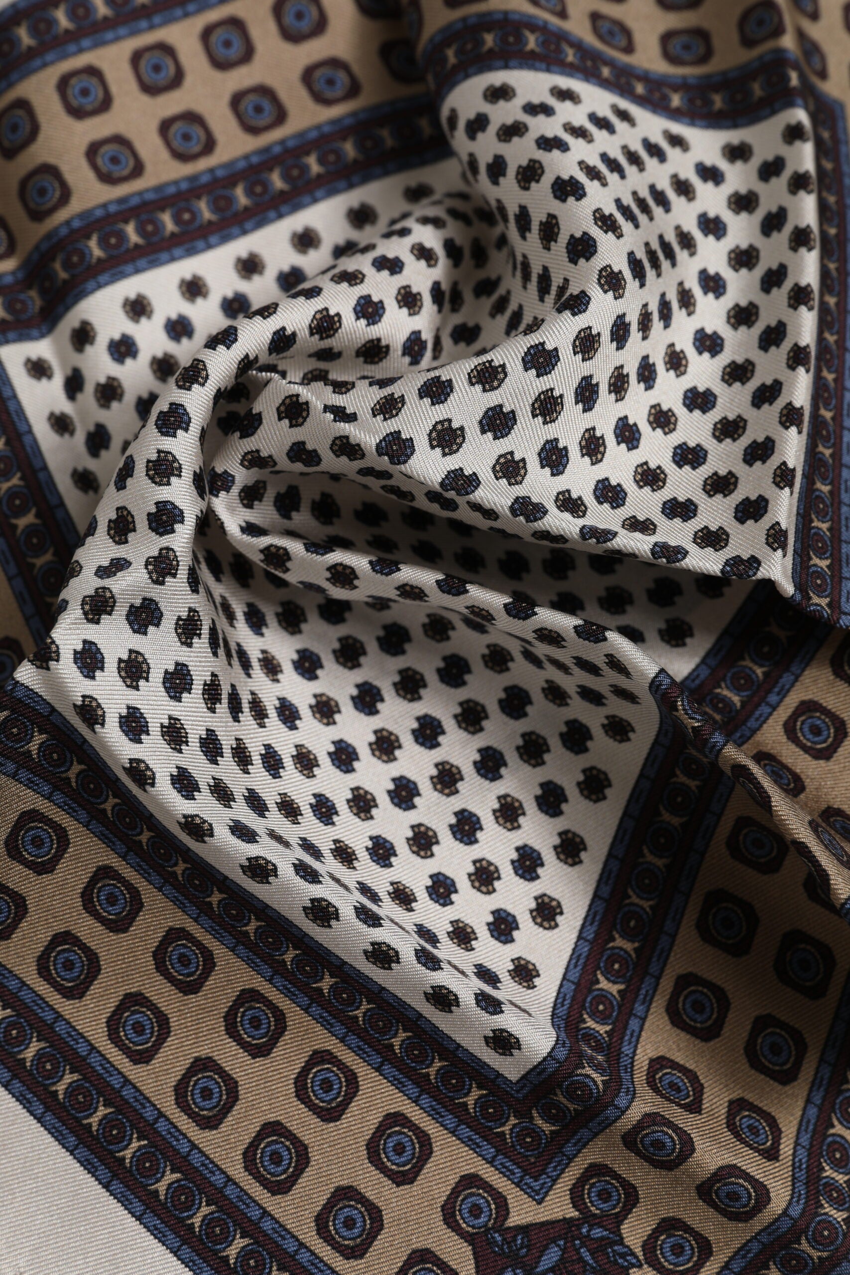 293086075.jpg