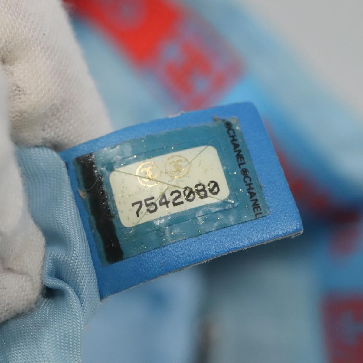 293225456.jpg