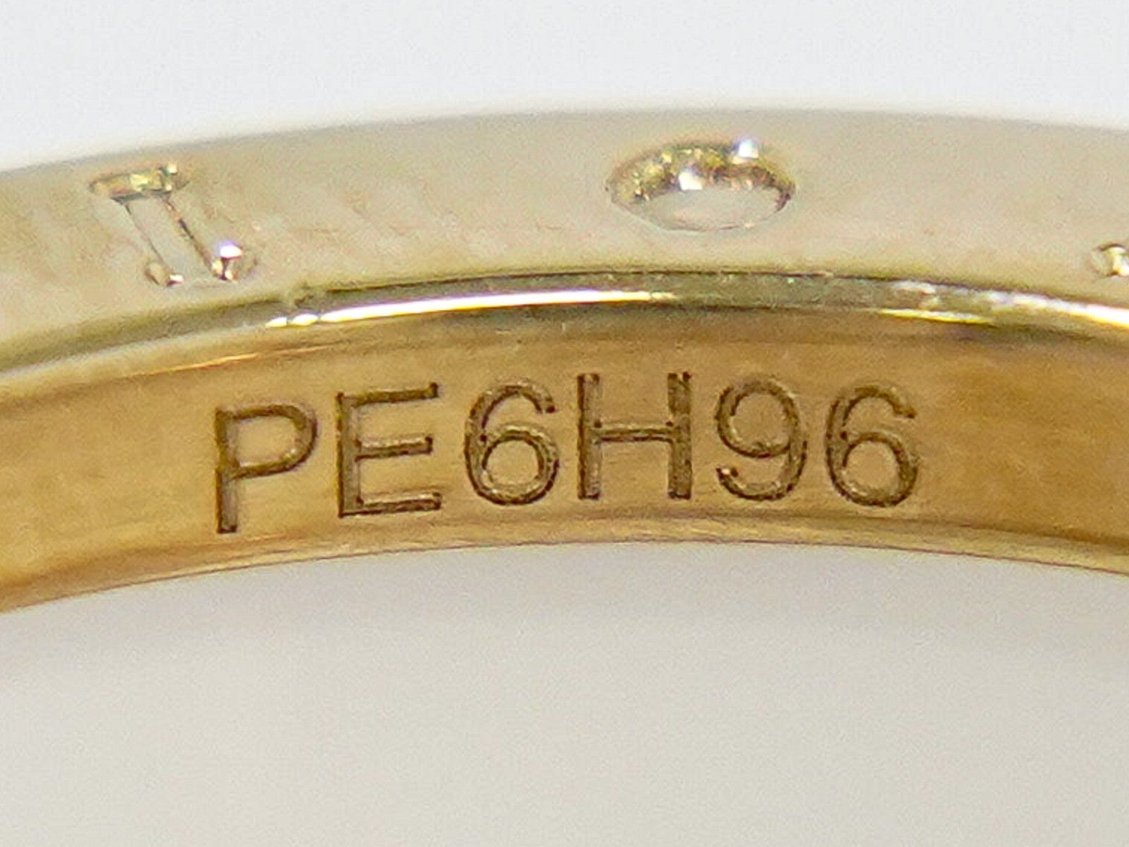 293227230.jpg