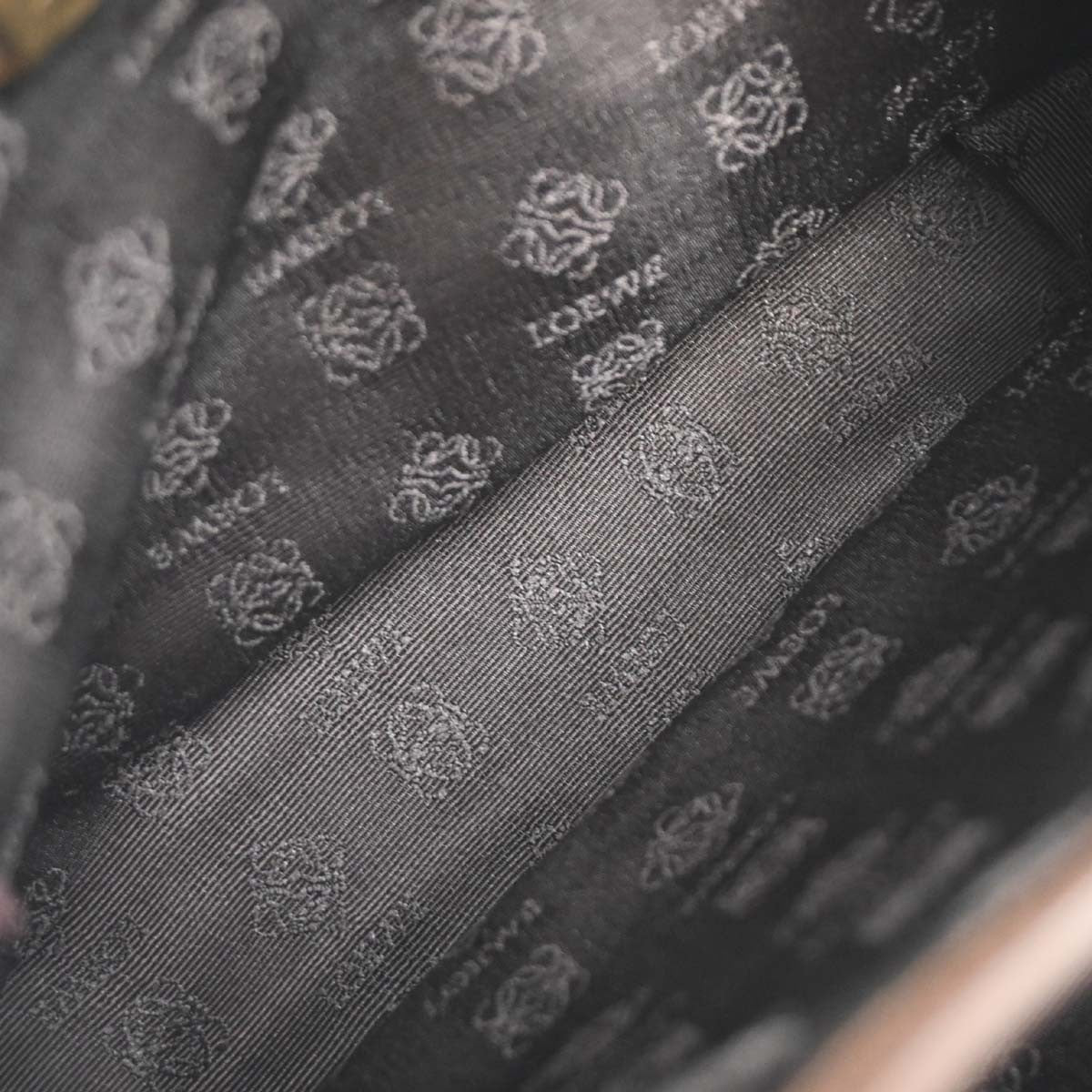 293230288.jpg