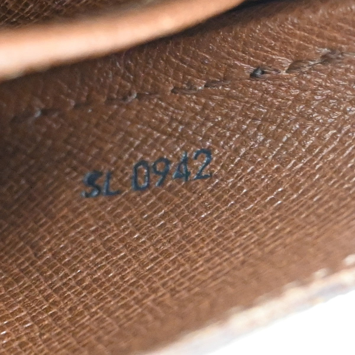 293237927.jpg
