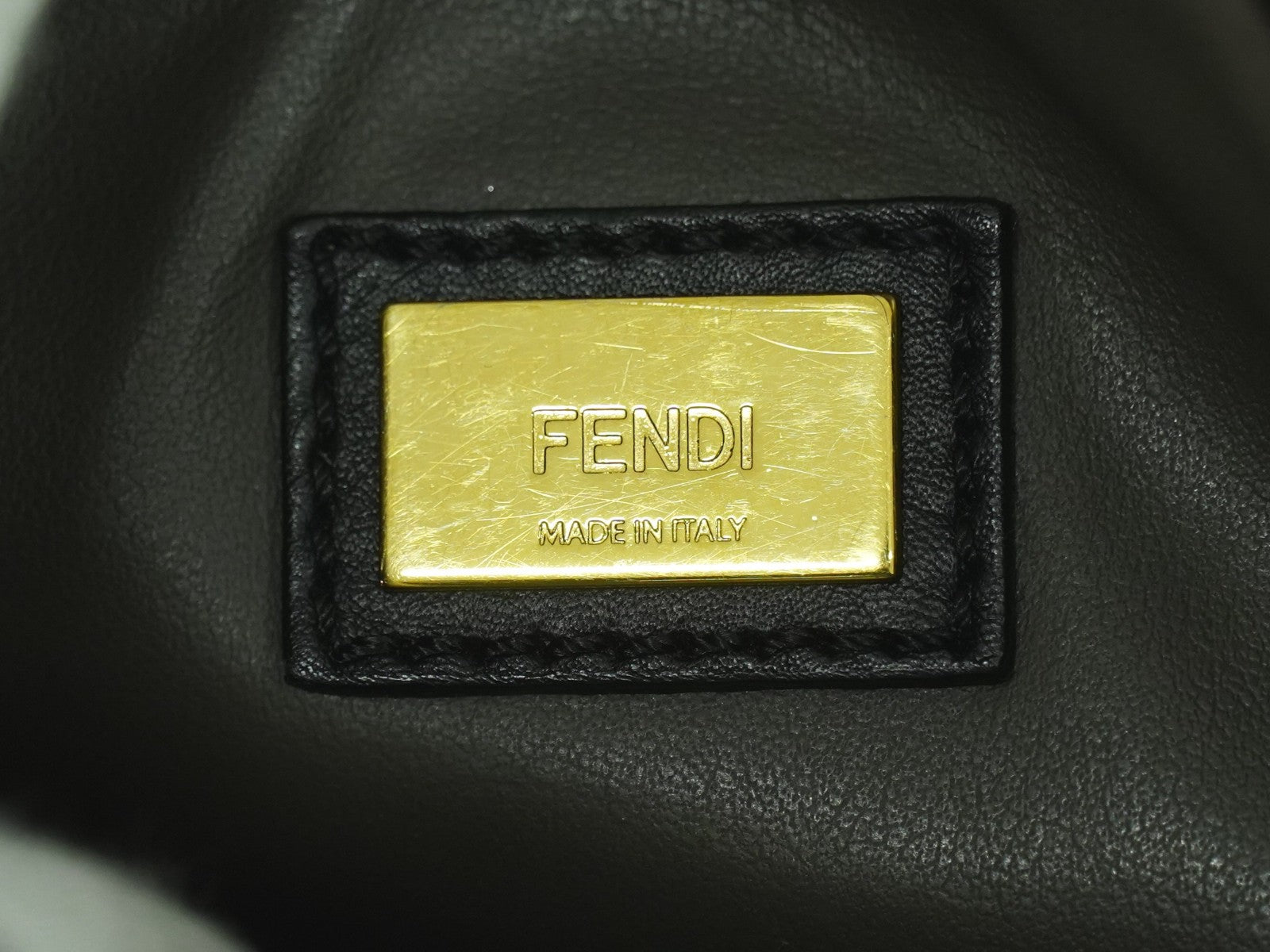 293241985.jpg