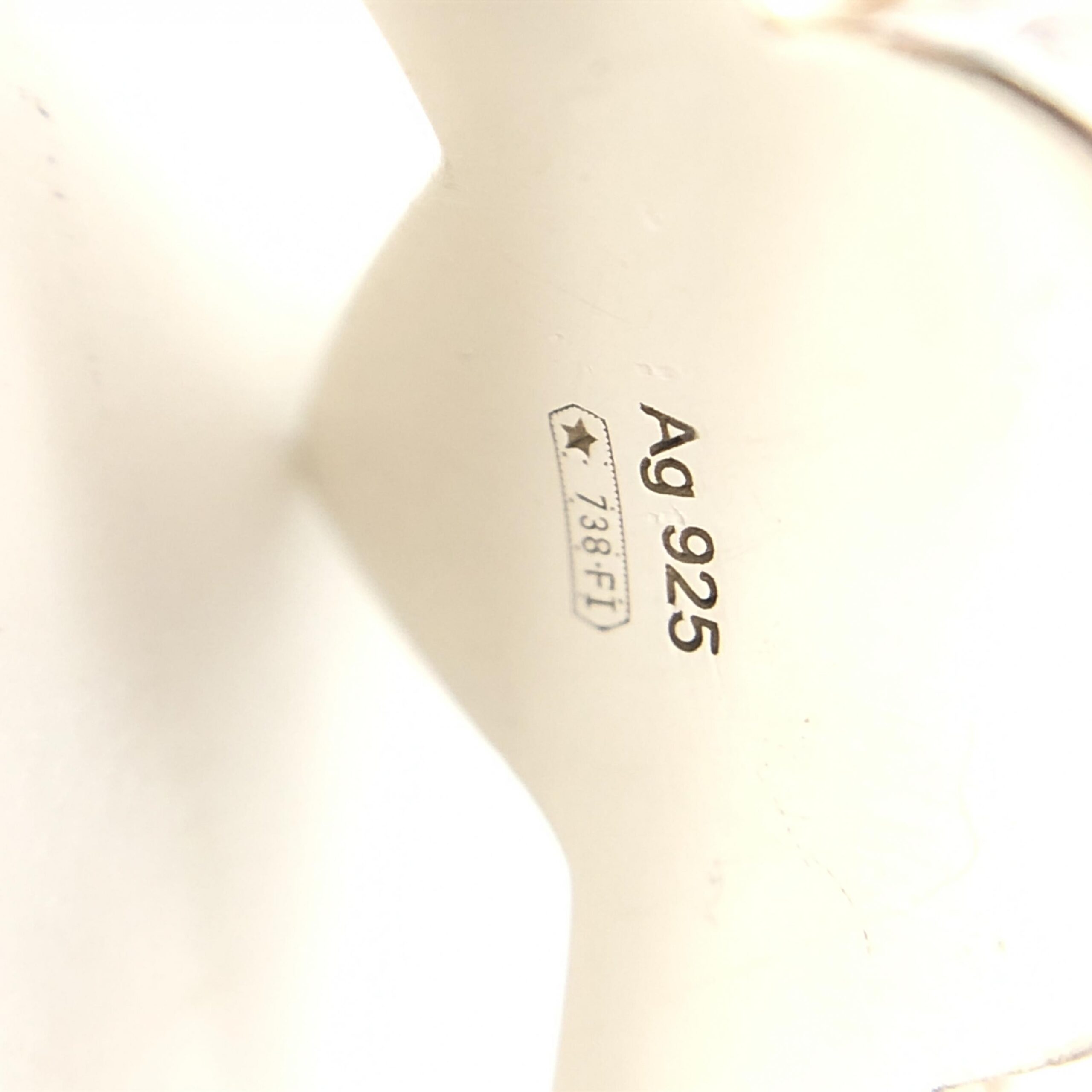 293256993.jpg