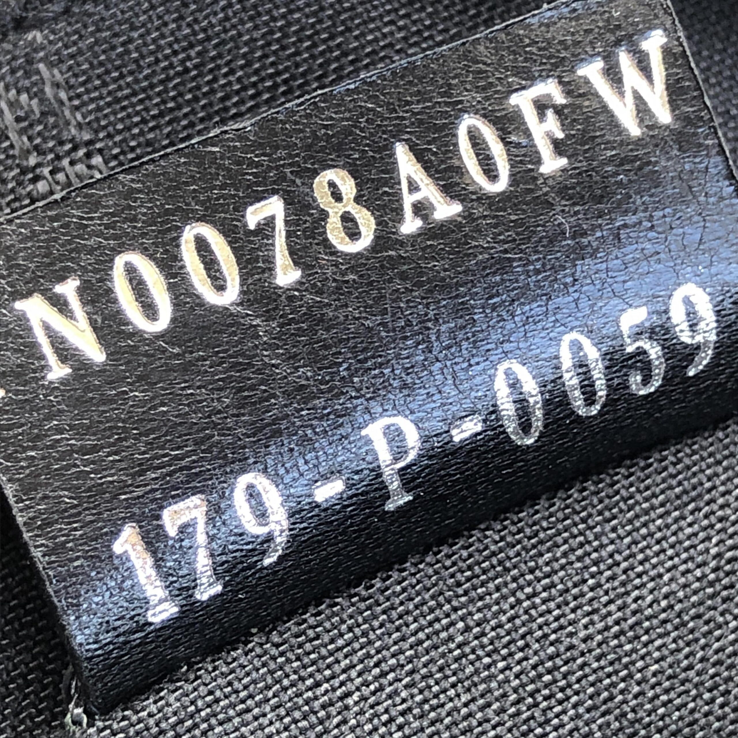 293257712.jpg