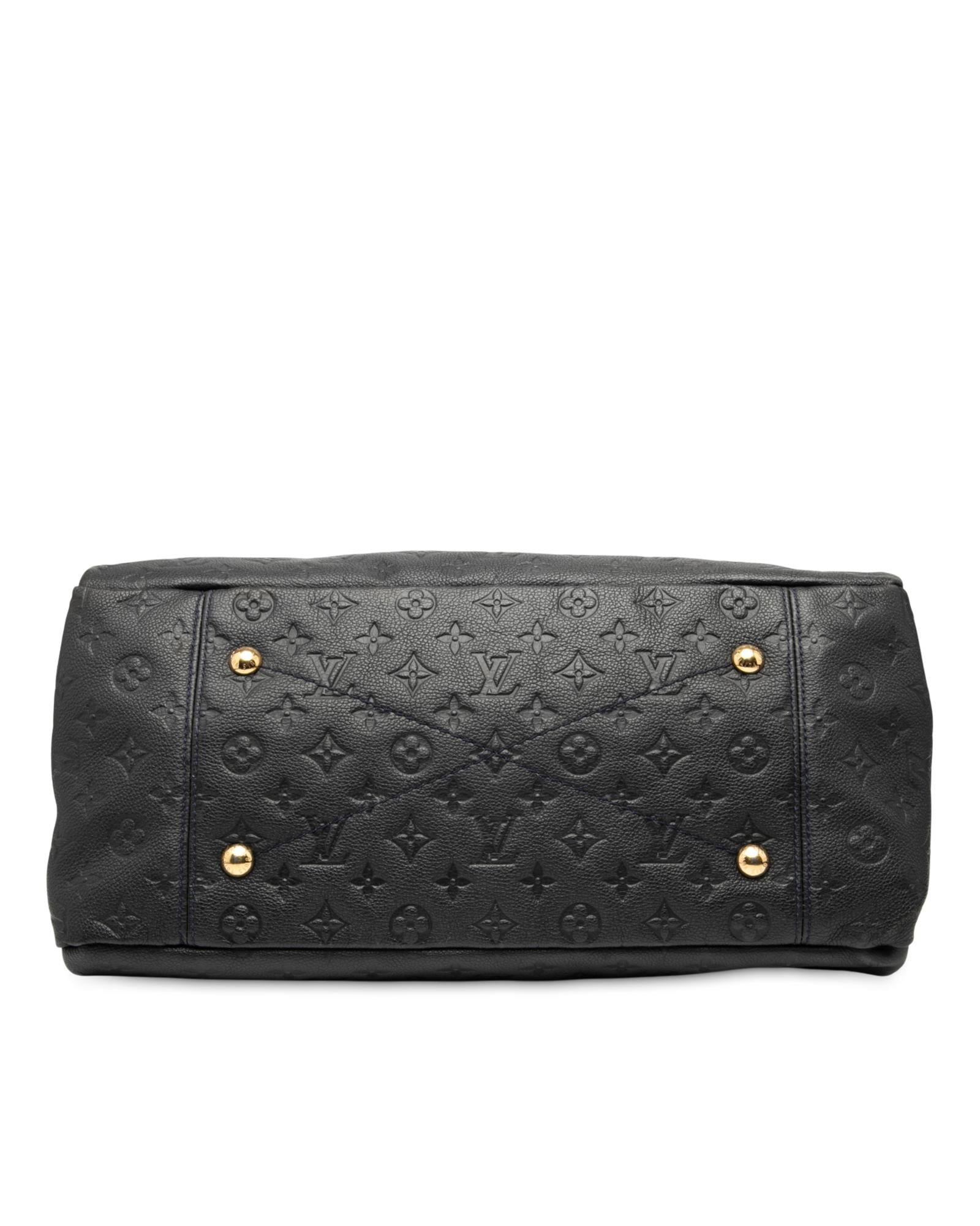 293377643.jpg