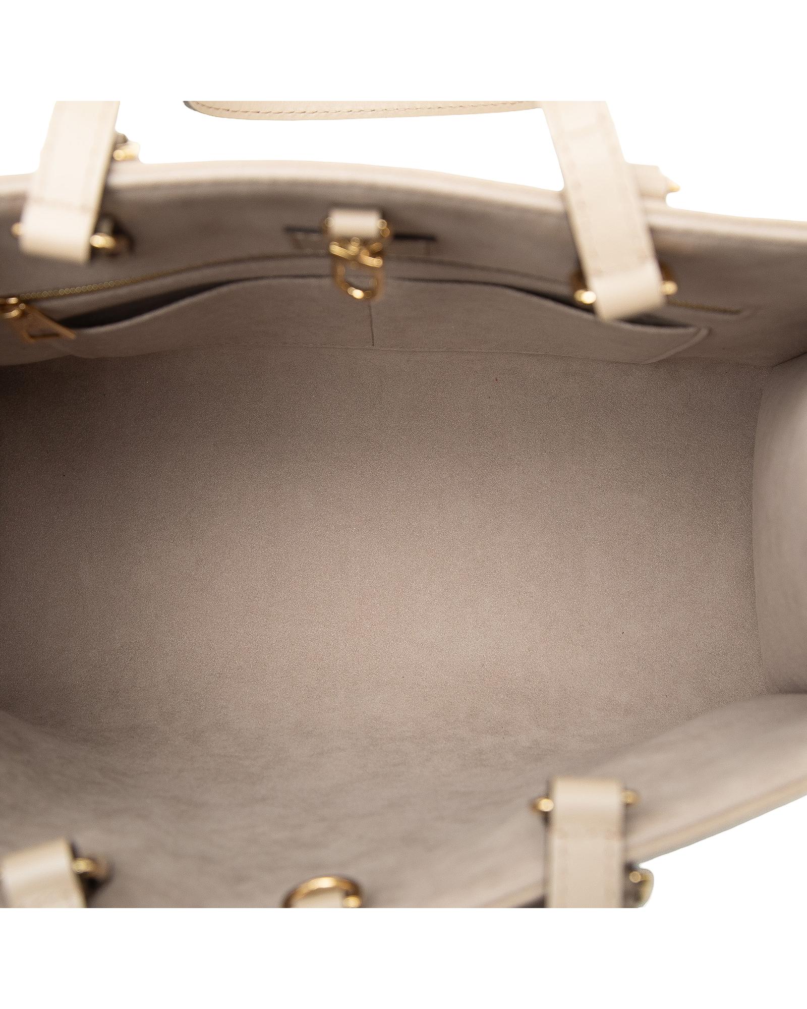 293382861.jpg