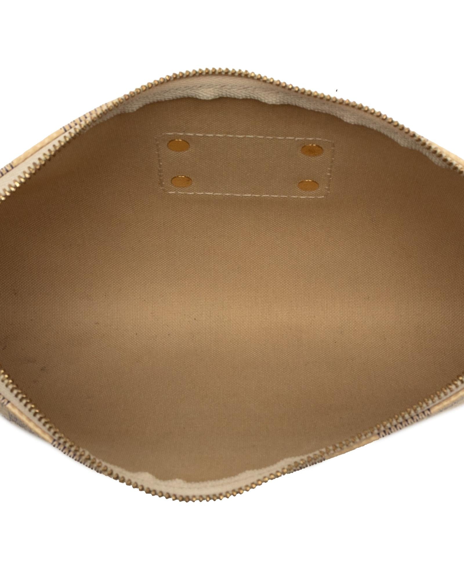 293383342.jpg
