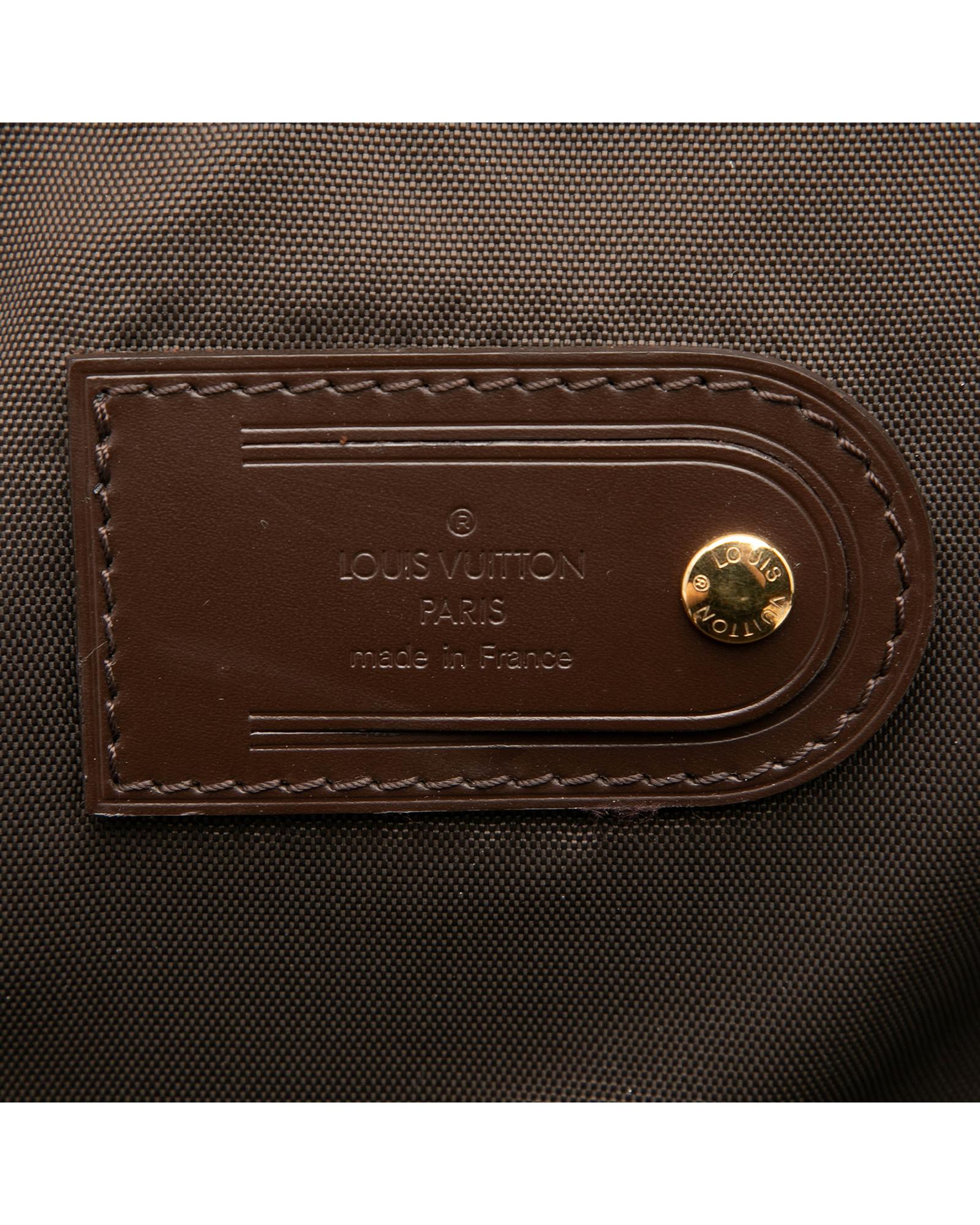293385215.jpg
