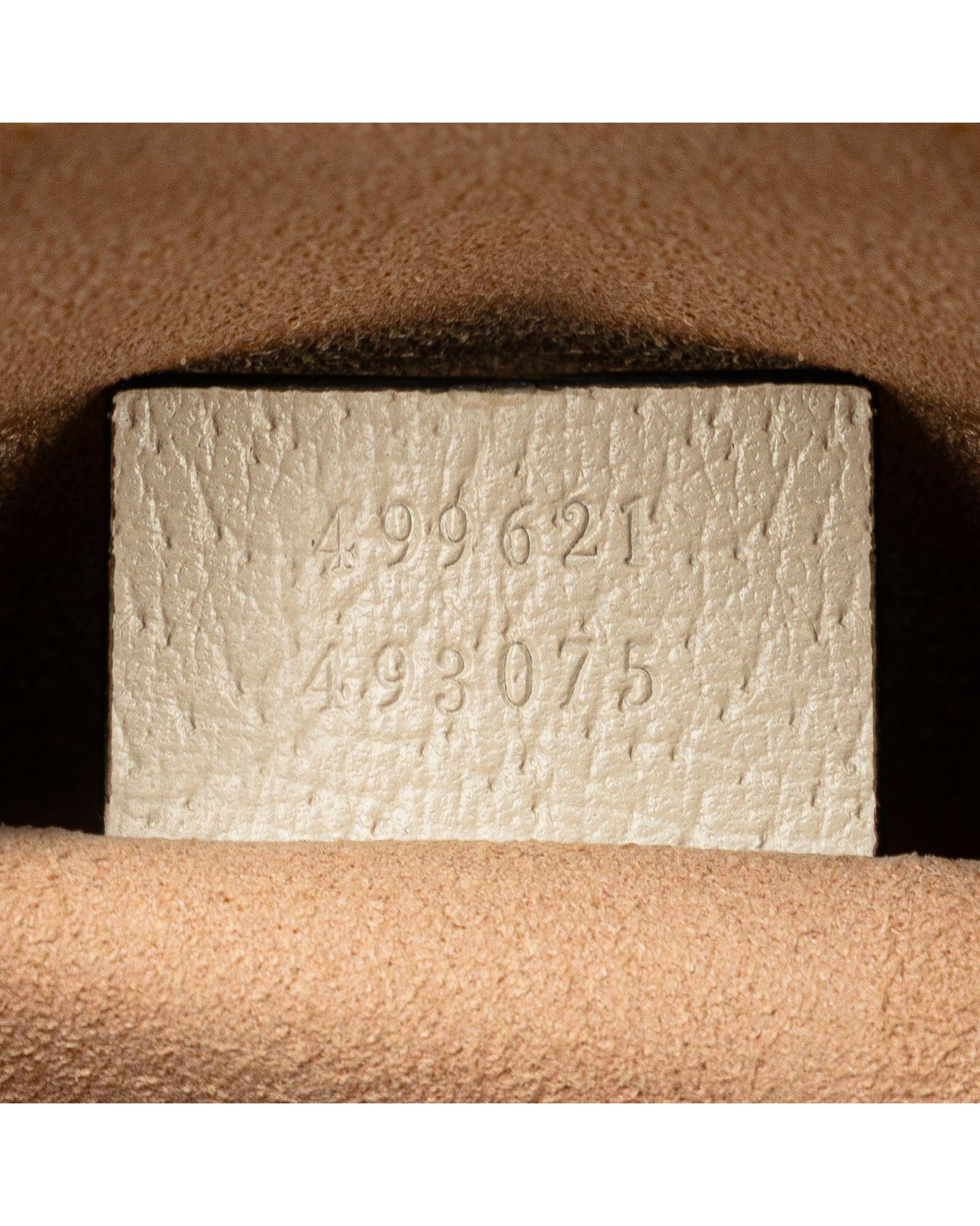293385470.jpg