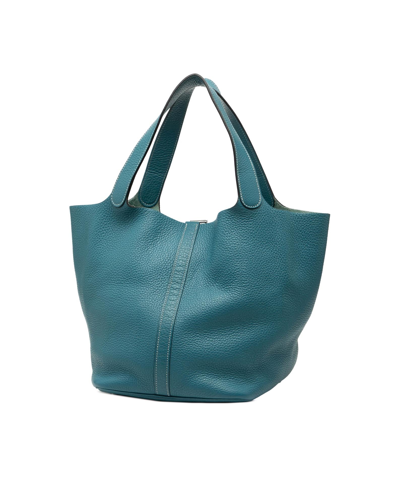 293395323.jpg