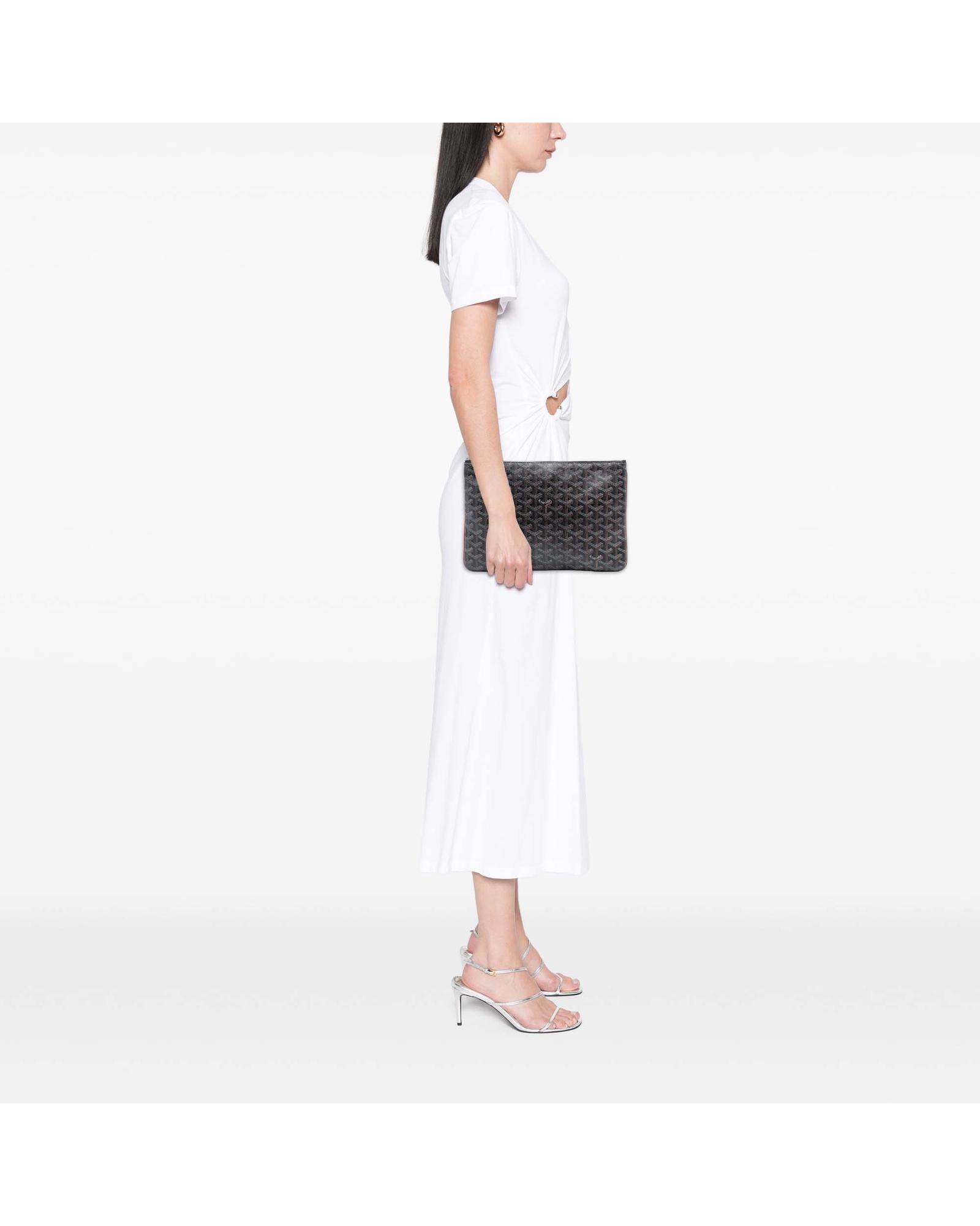 293398071.jpg
