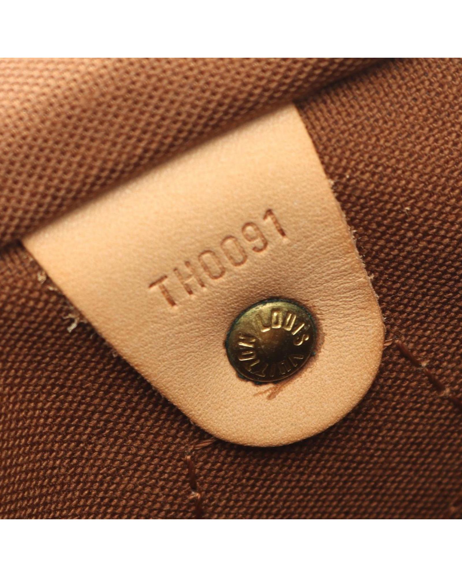 293452436.jpg
