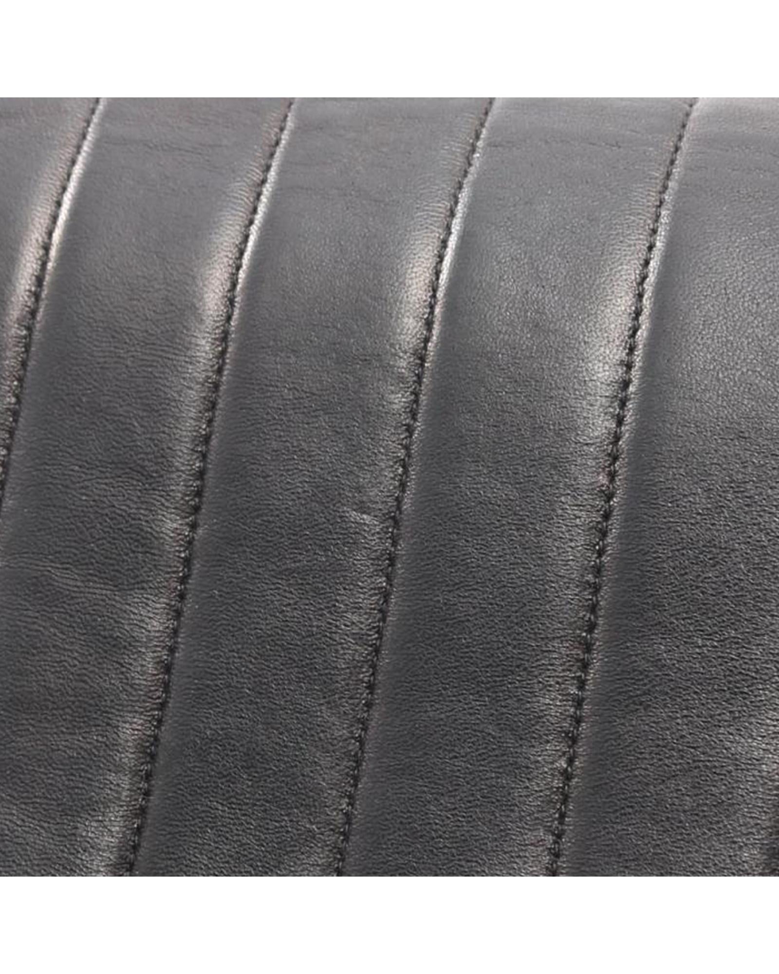 293456272.jpg