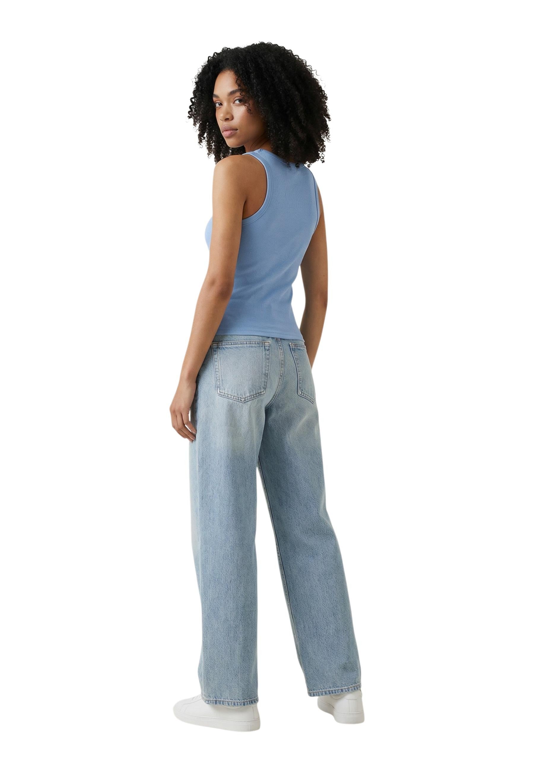 293477646.jpg