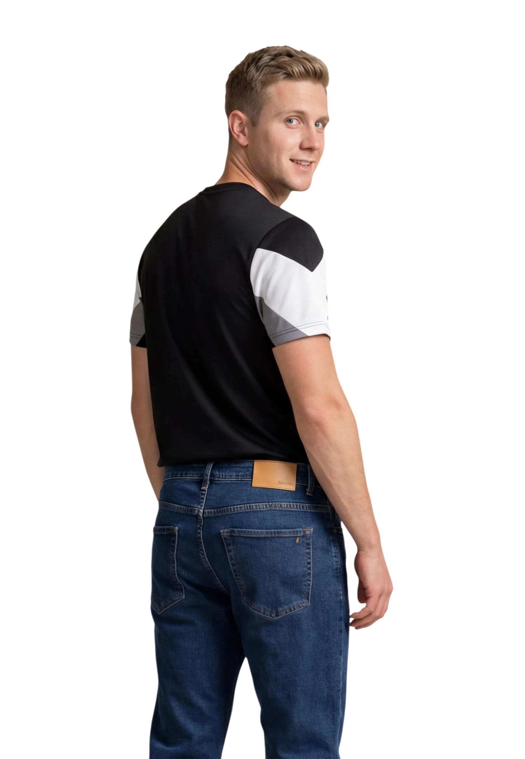 293481303.jpg