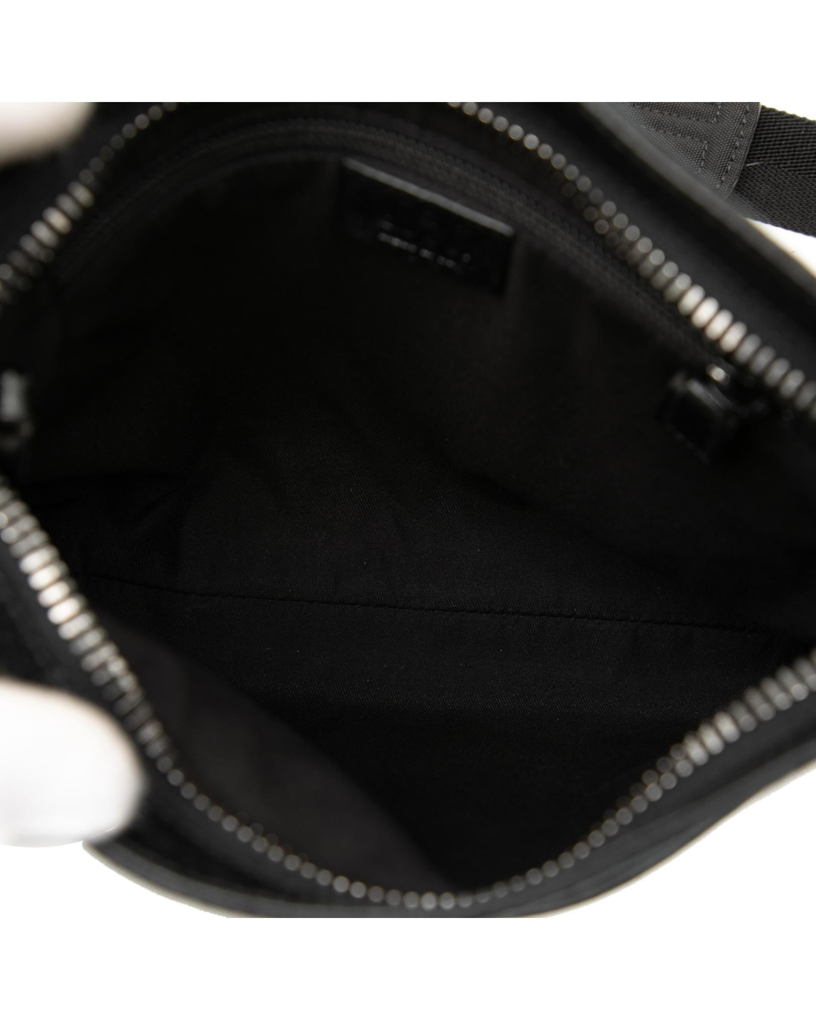 293482256.jpg