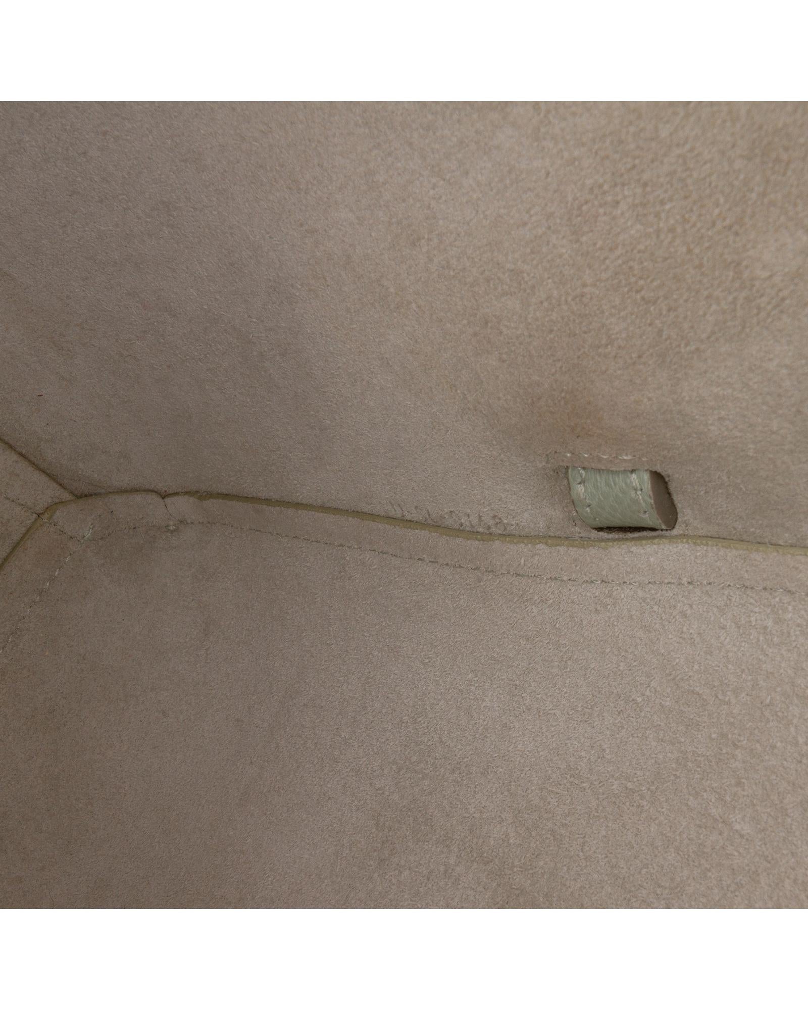 294911957.jpg