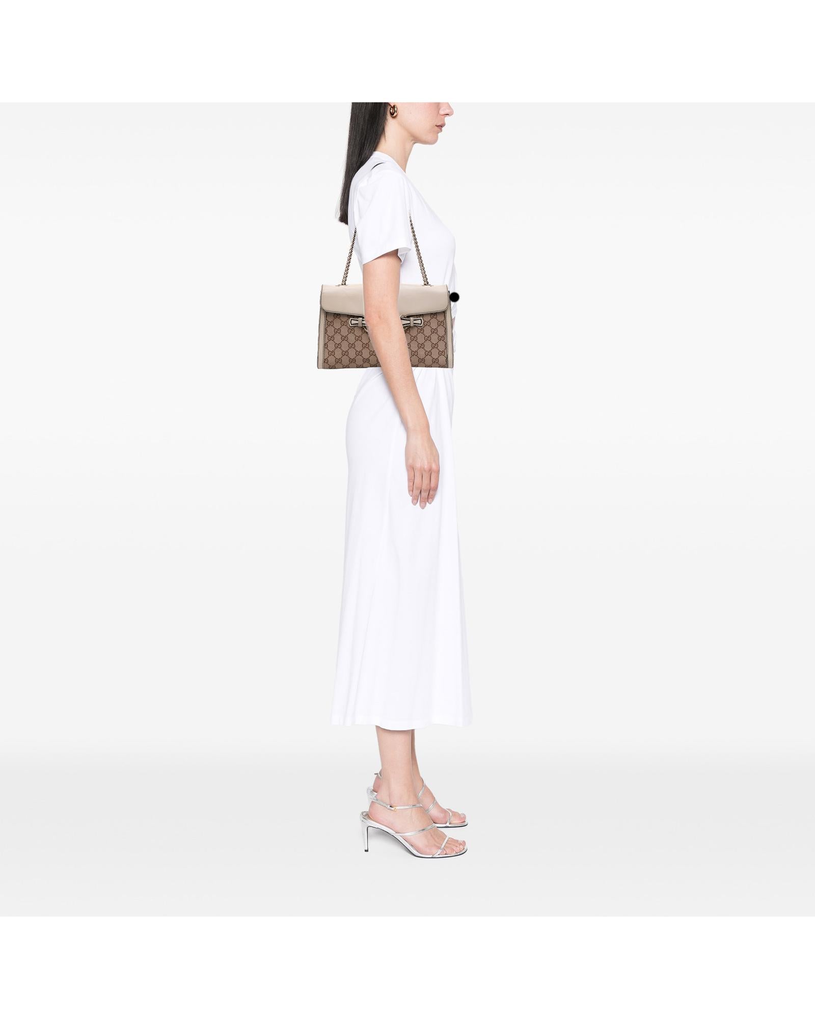 294914070.jpg