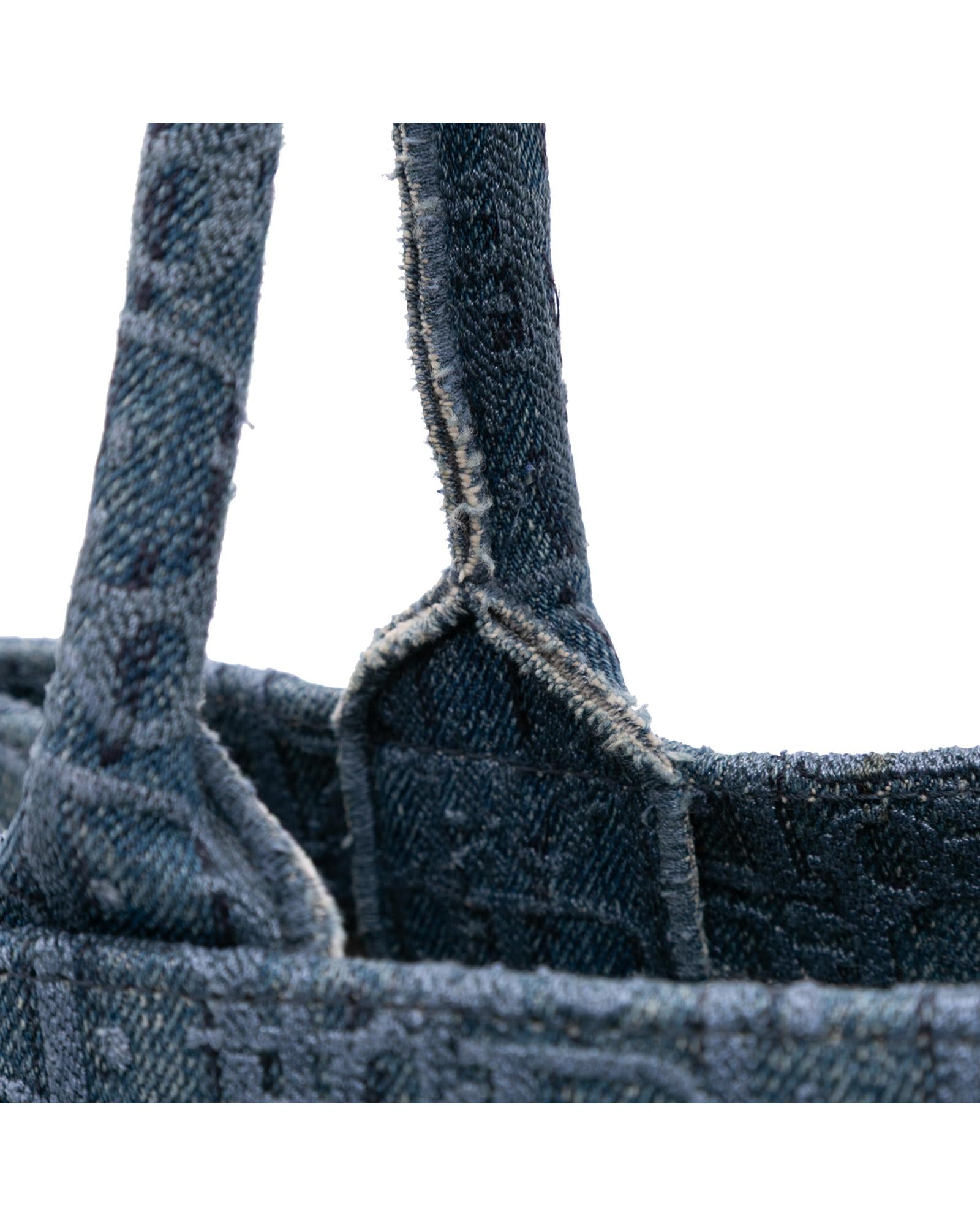294919607.jpg