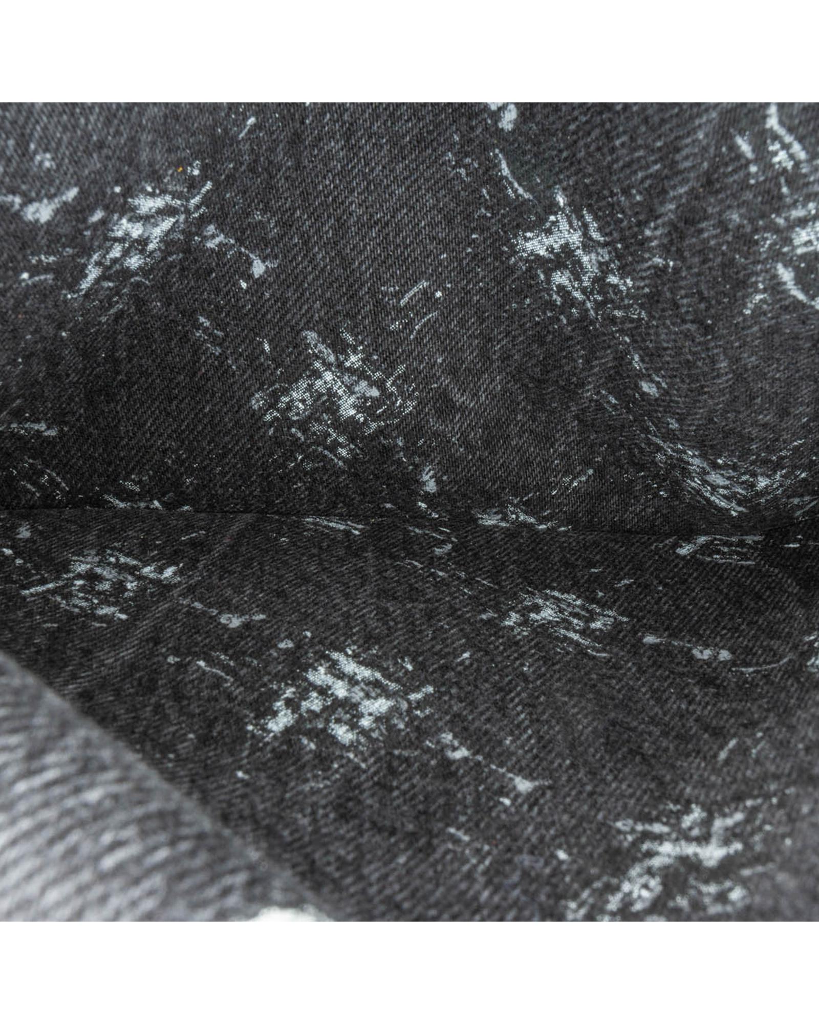 184750883.jpg