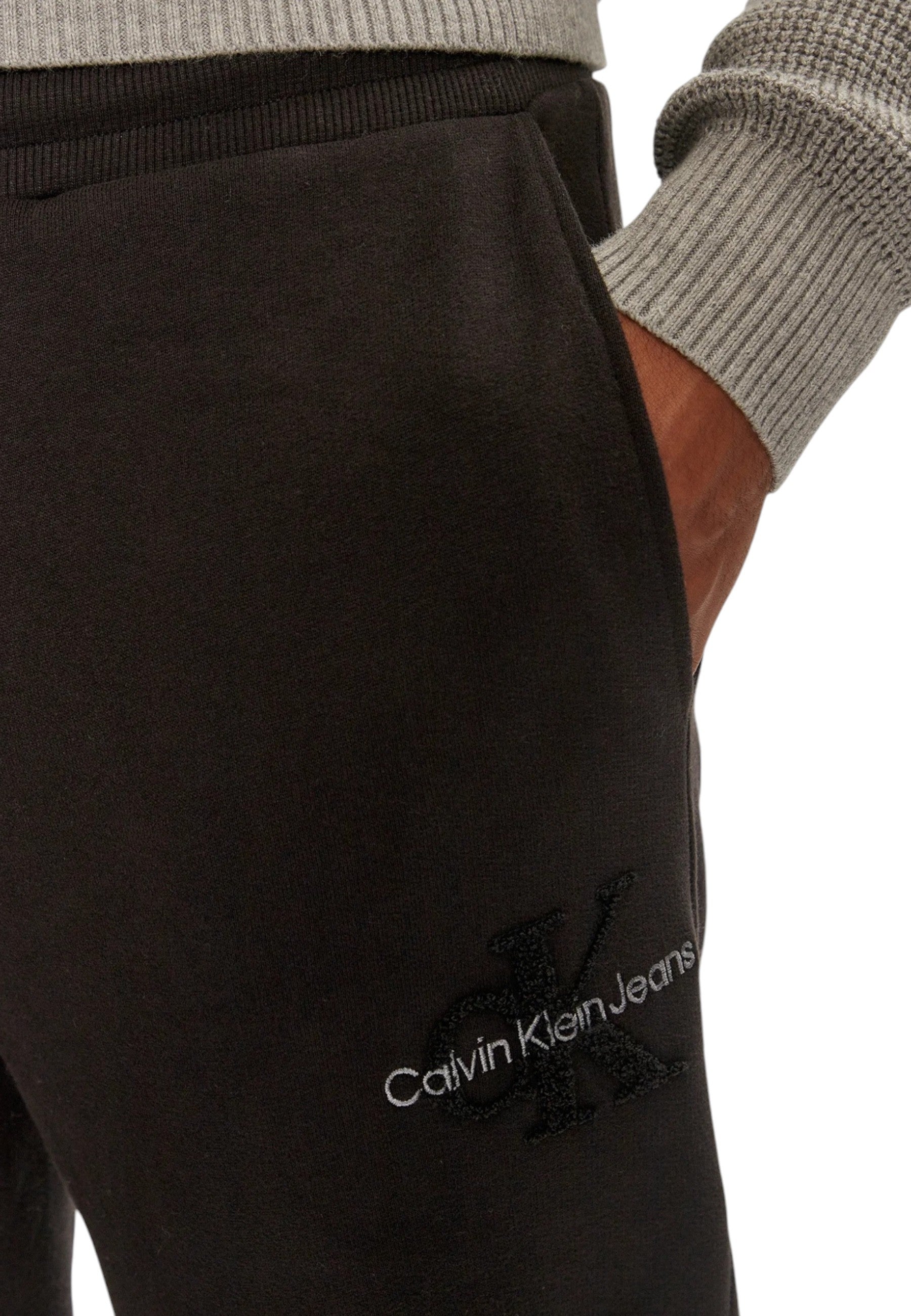198948183.jpg