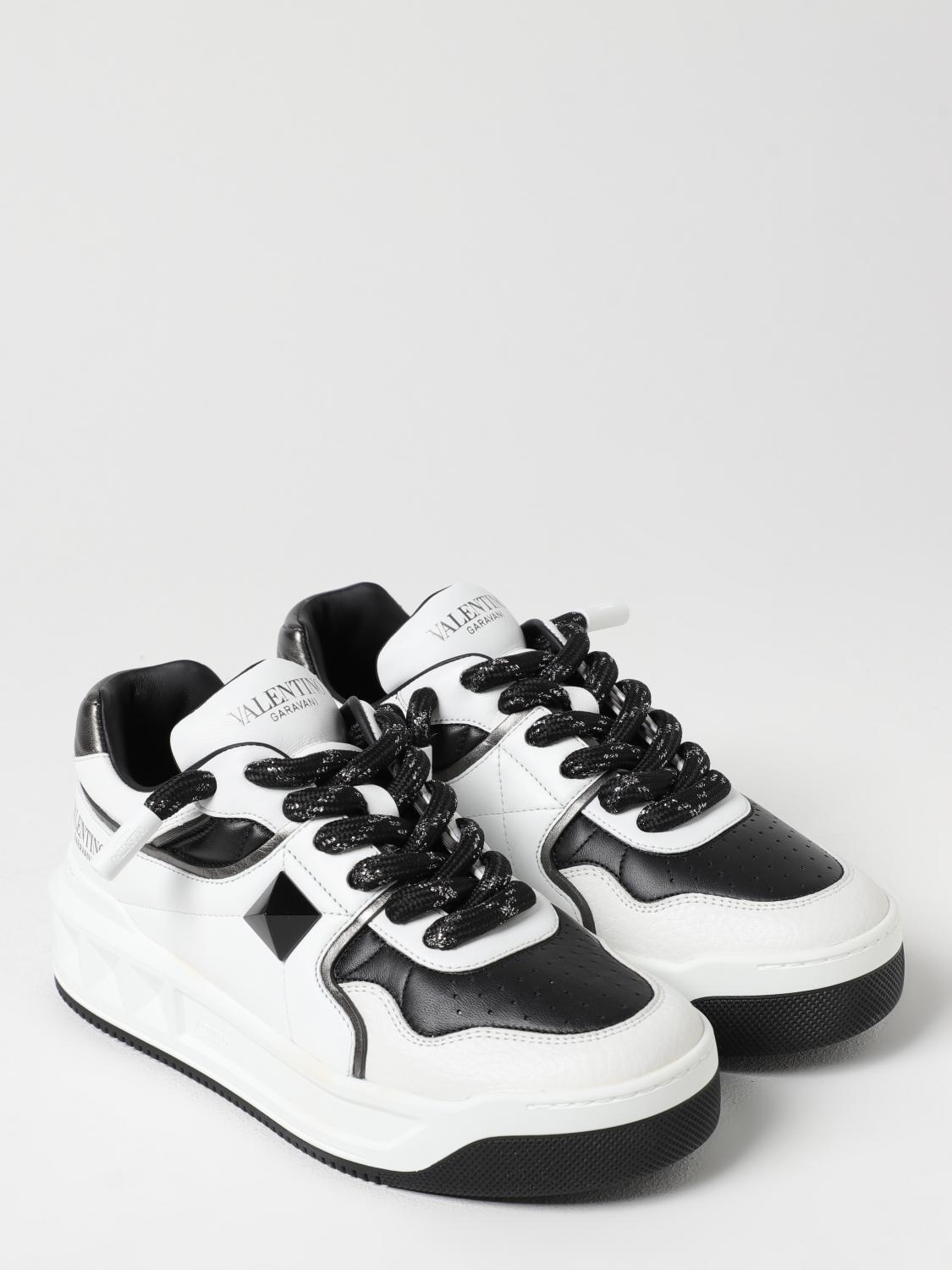 Open Sneakers Casual Style