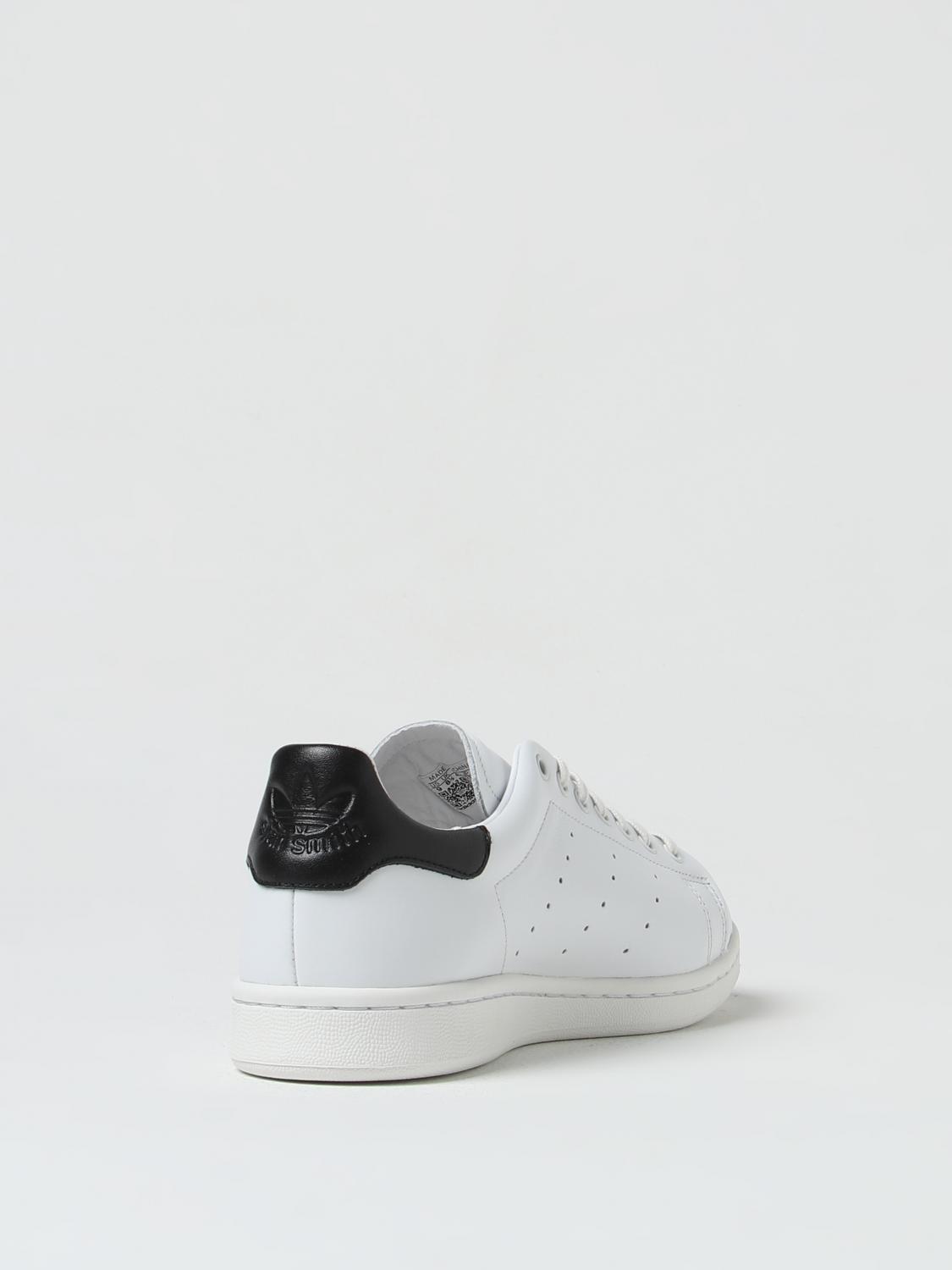 Stan Smith Leather Sneaker