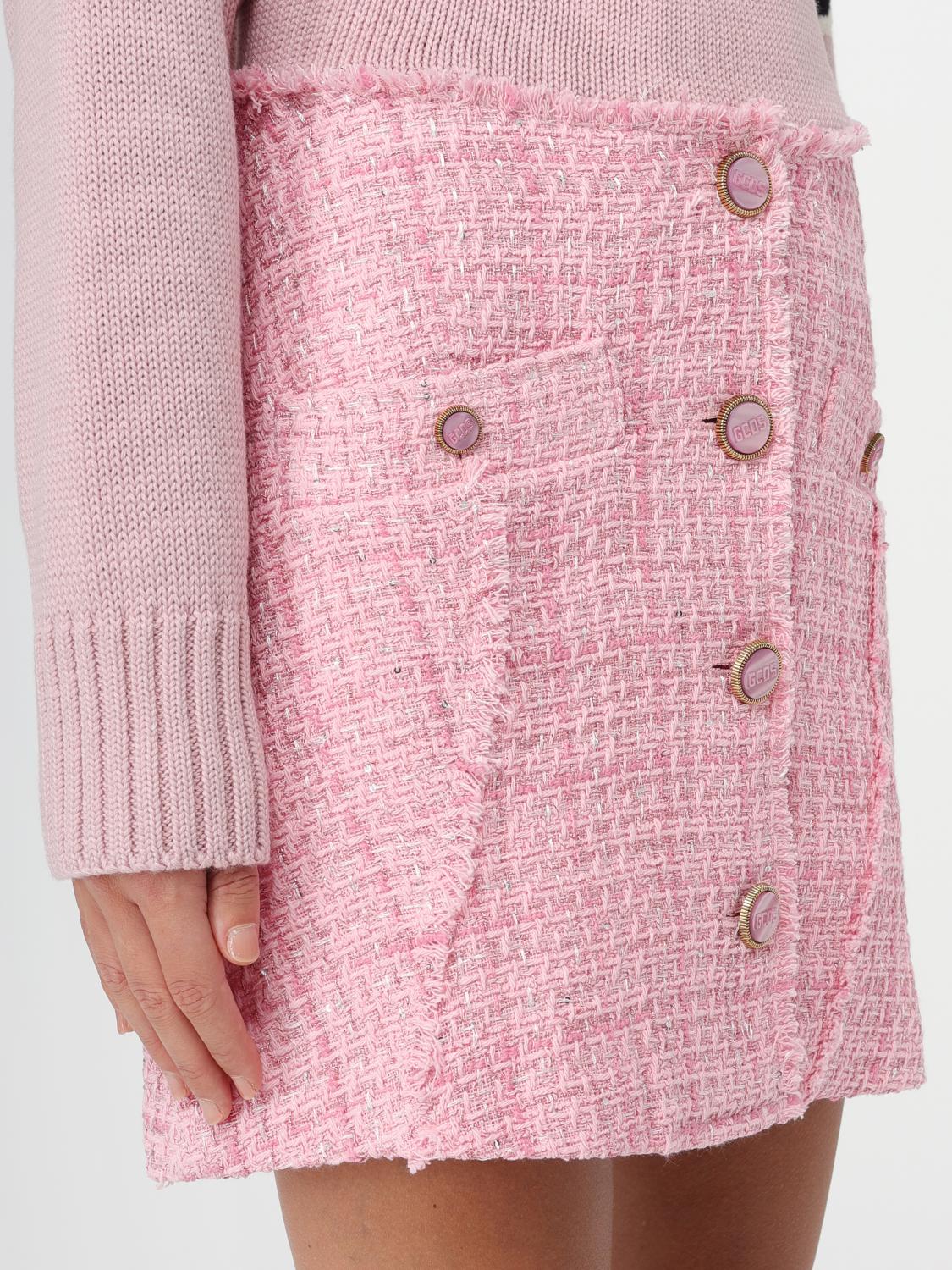 Mini Tweed Skirt Button Closure