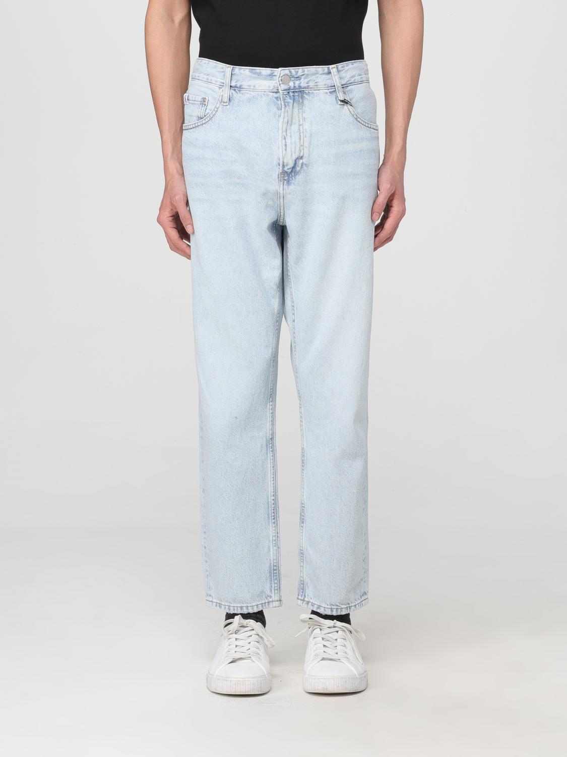 Relaxed Fit Light Wash Jeans