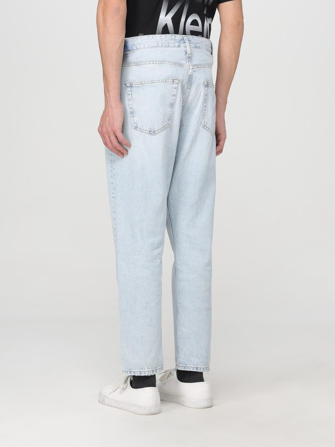 Relaxed Fit Light Wash Jeans