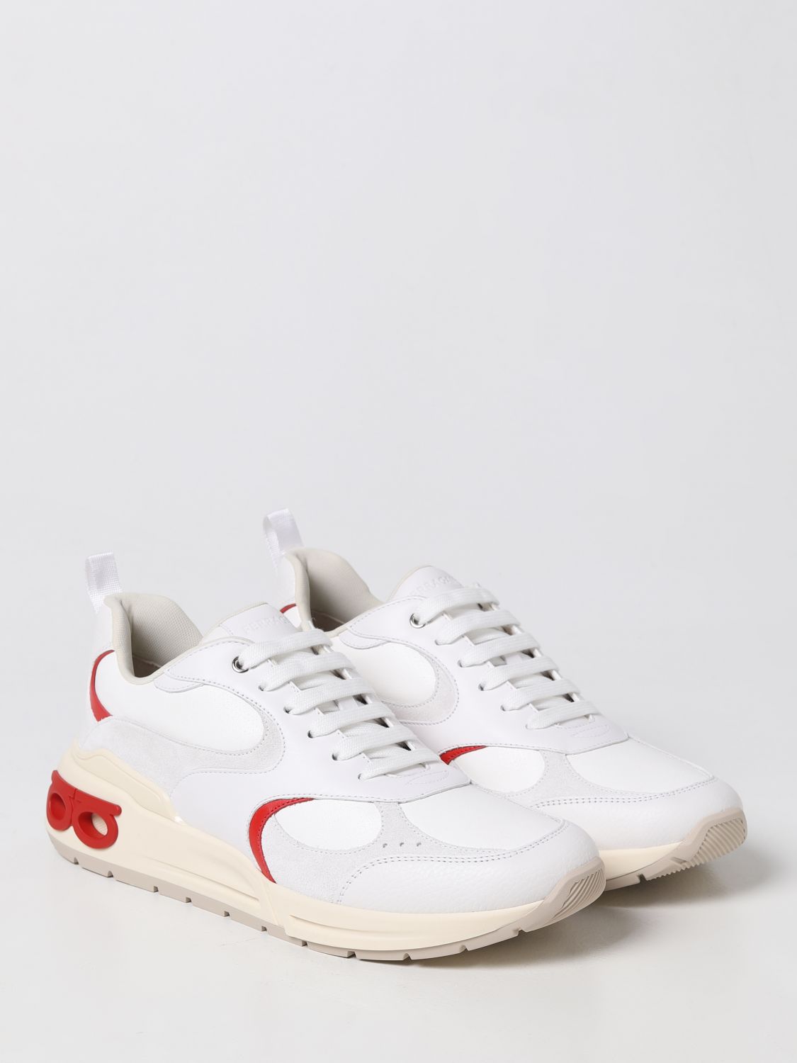 LowTop Sneakers Casual Style