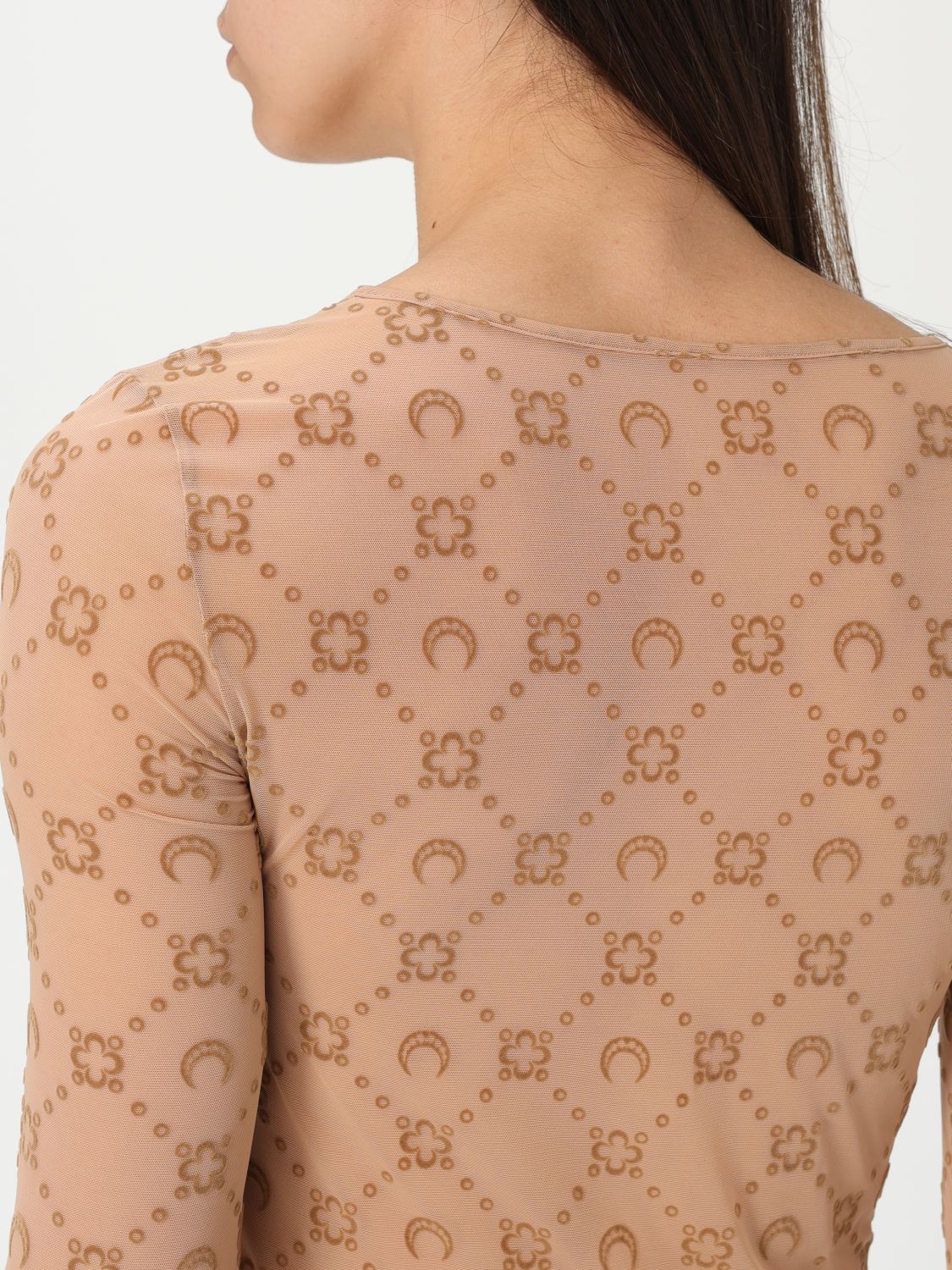 Elegant Fitted Midi Dress with Unique Design