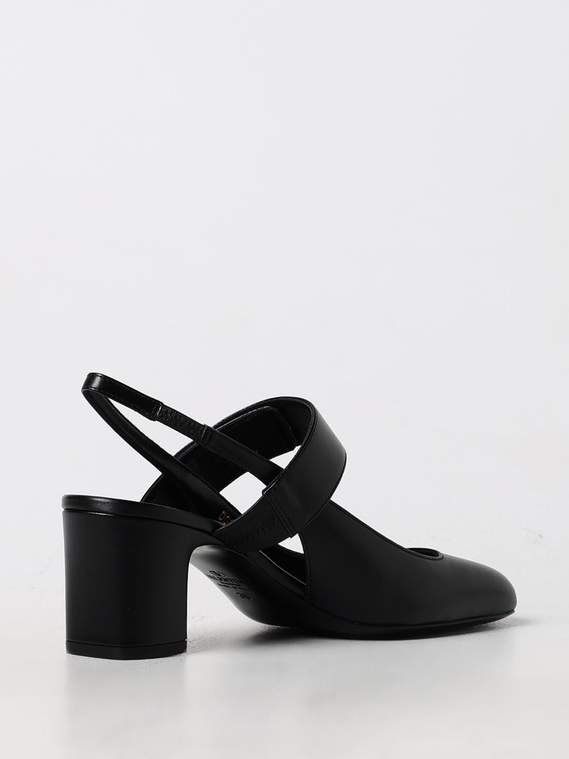 Rockstud Slingback Pumps 50mm Leather Heels