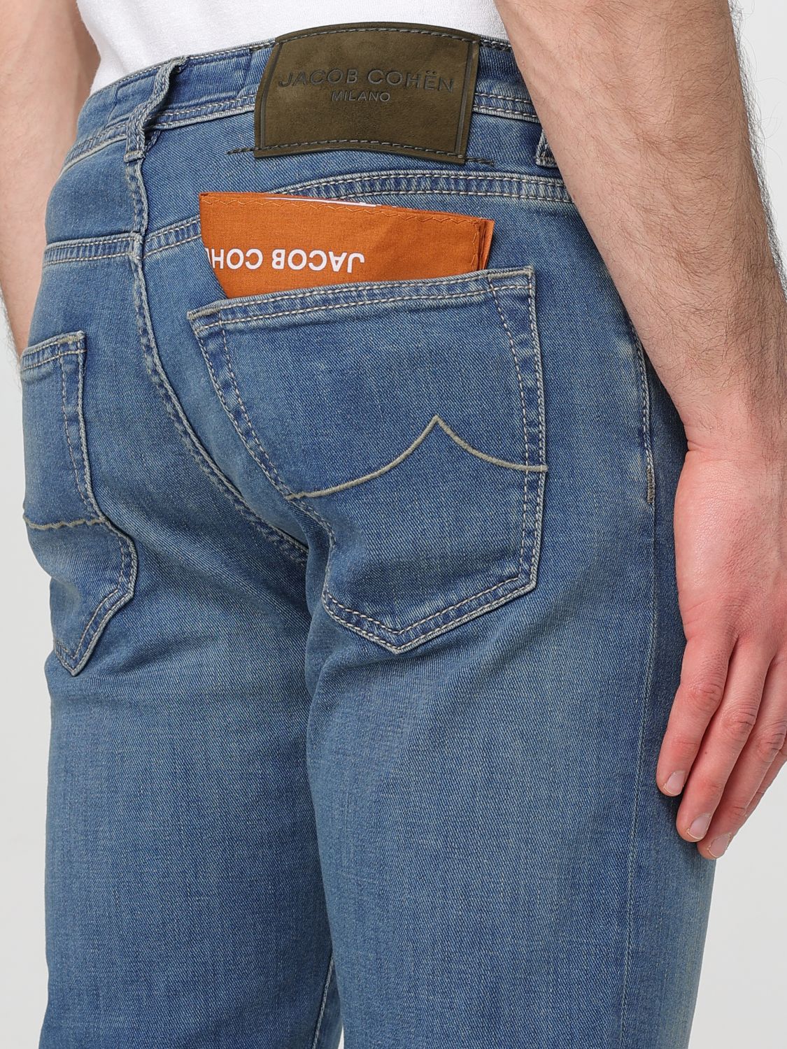 Straight Leg Jeans Classic Fit