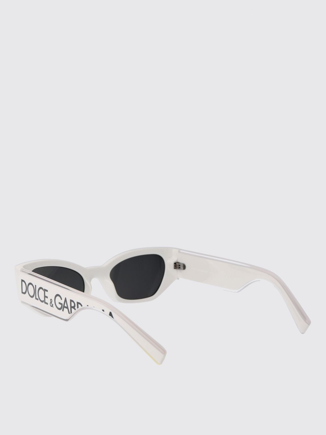 Stylish Cat-Eye Sunglasses with UV Protection