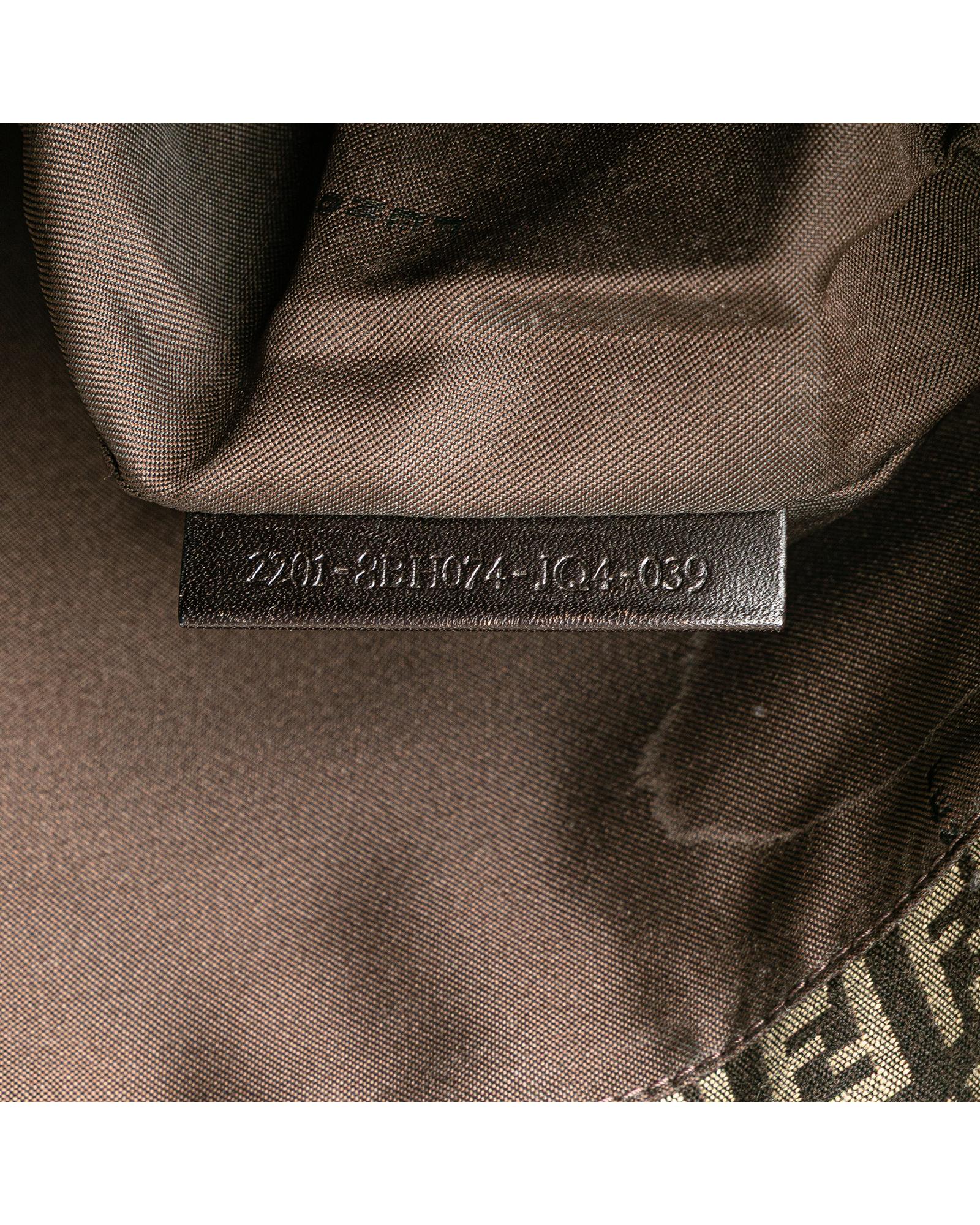 233674372.jpg