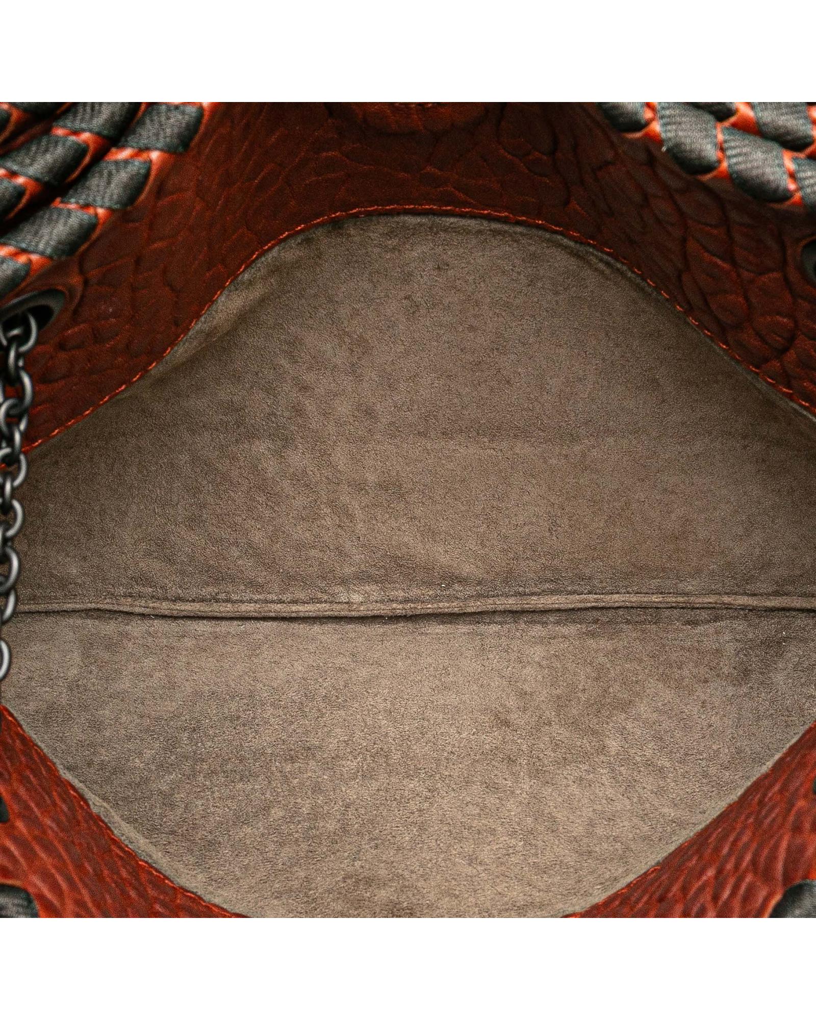 245681076.jpg