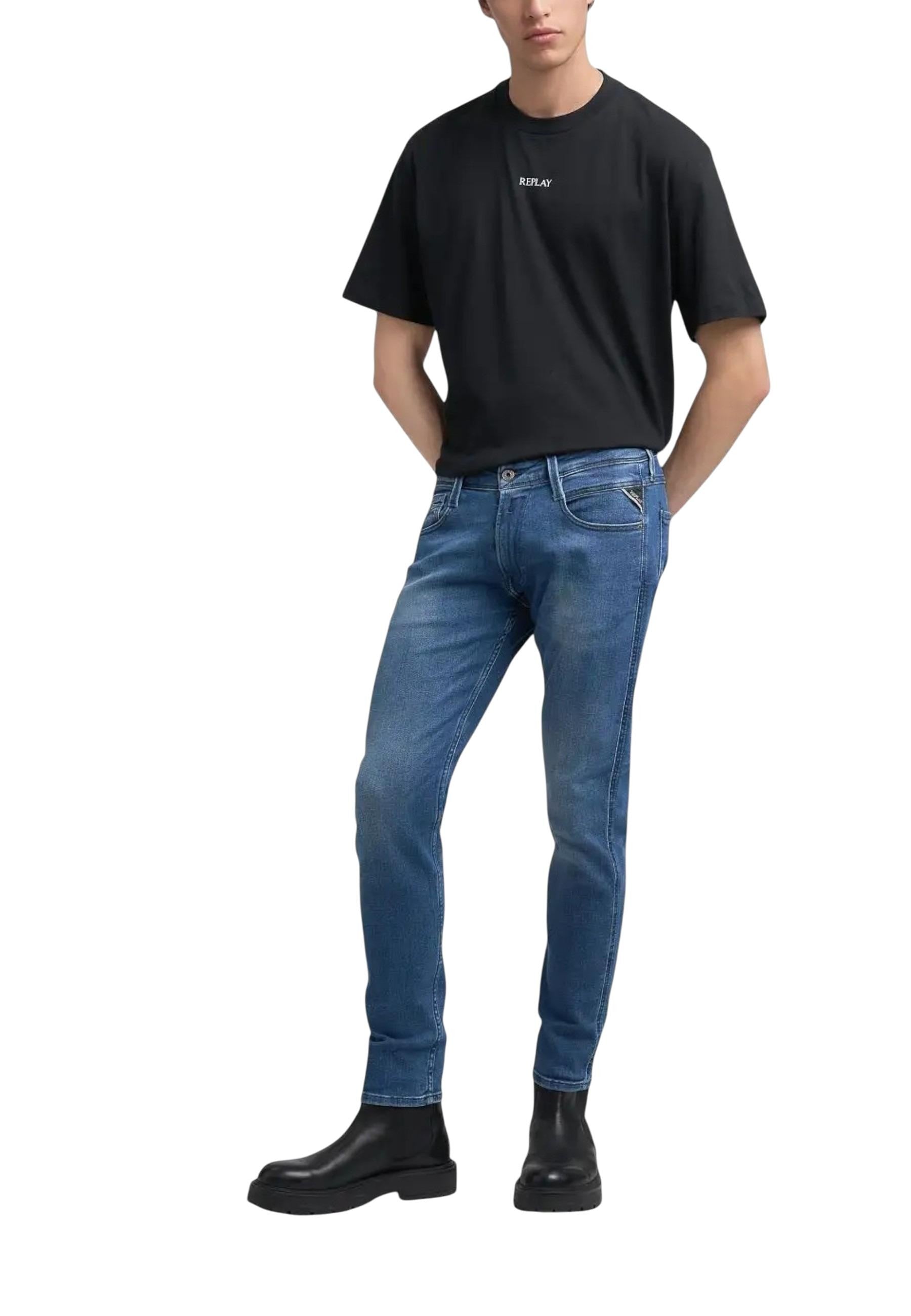 246449569.jpg