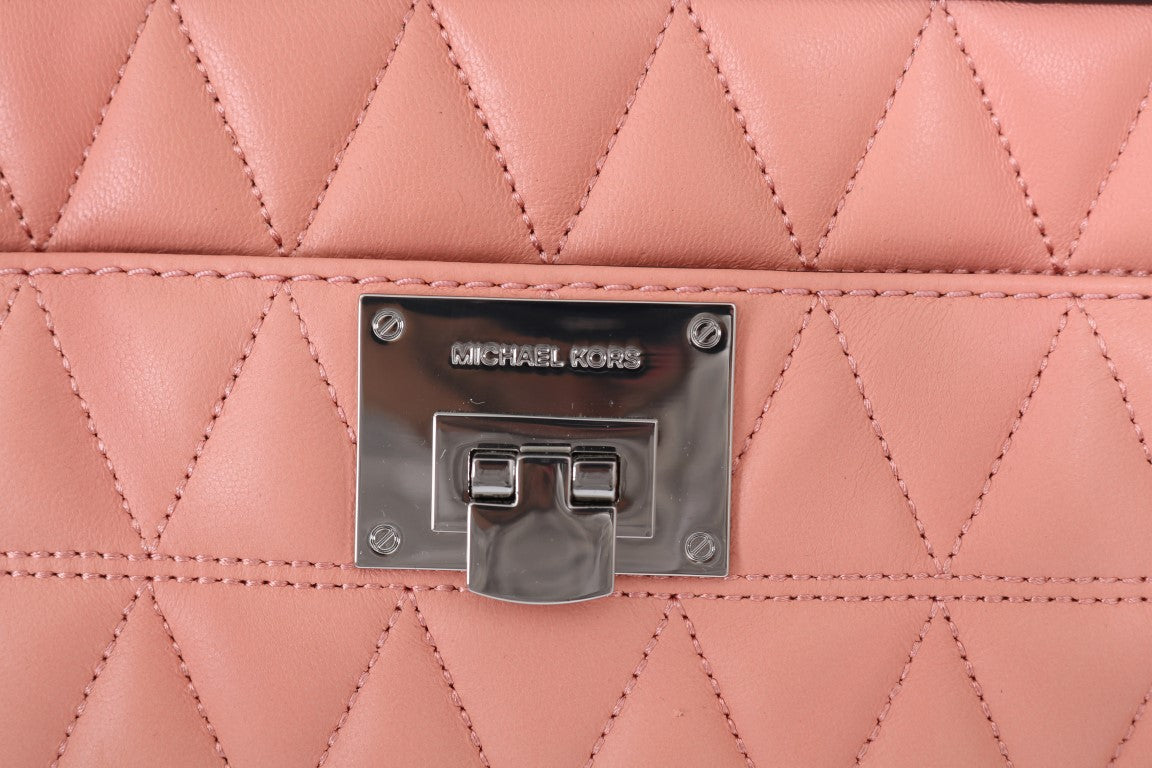 292897660.jpg