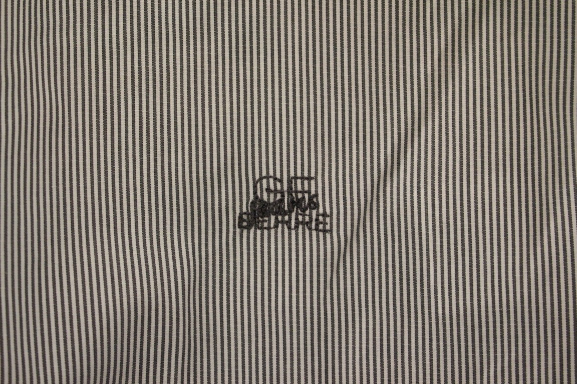 293119630.jpg